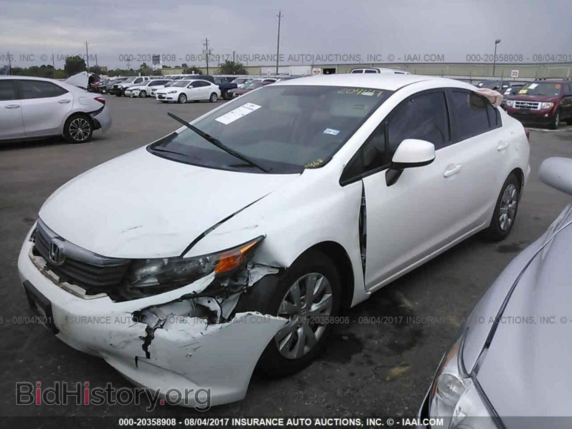 2012 Honda Civic - VIN: 2HGFB2F50CH562968 - Photo 2