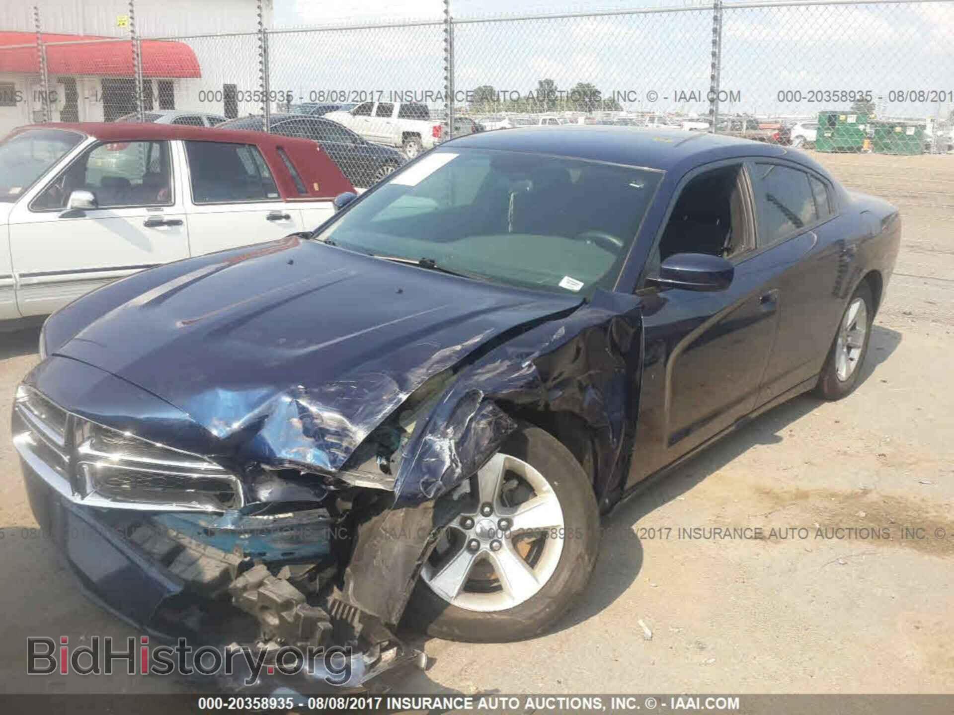 2014 Dodge Charger - VIN: 2C3CDXBG6EH266005 - Фото 2