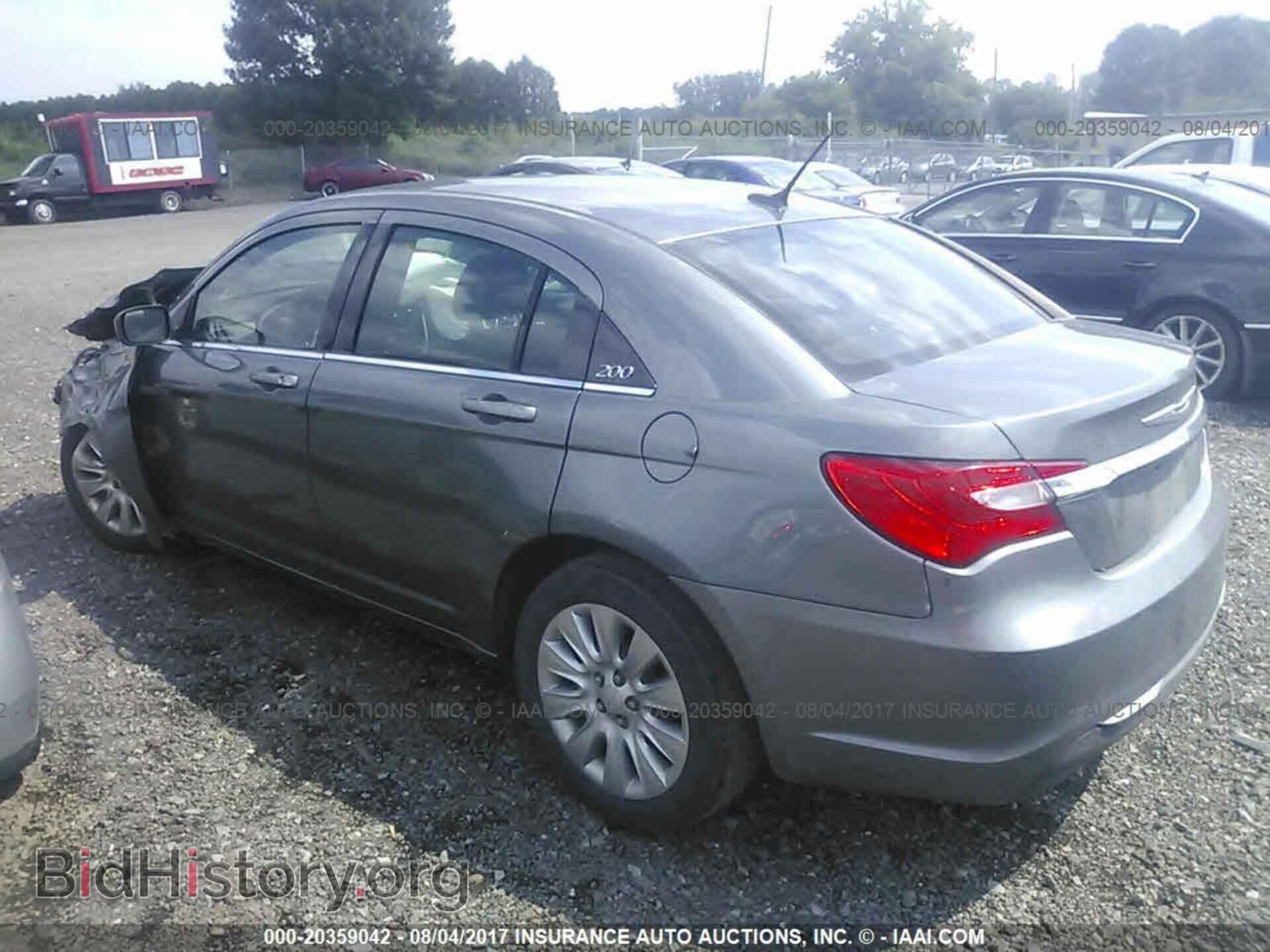 2013 Chrysler 200 - VIN: 1C3CCBAB7DN733868 - Photo 3