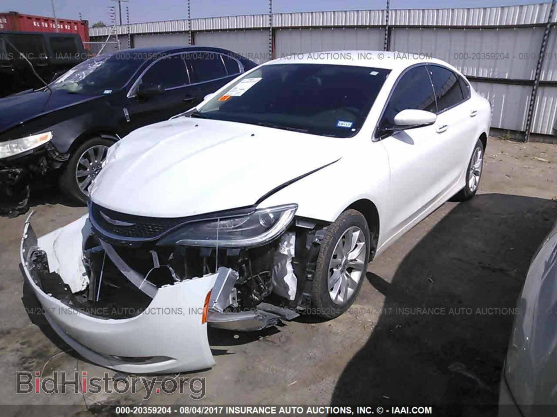 2015 Chrysler 200 - VIN: 1C3CCCCB2FN756996 - Photo 2