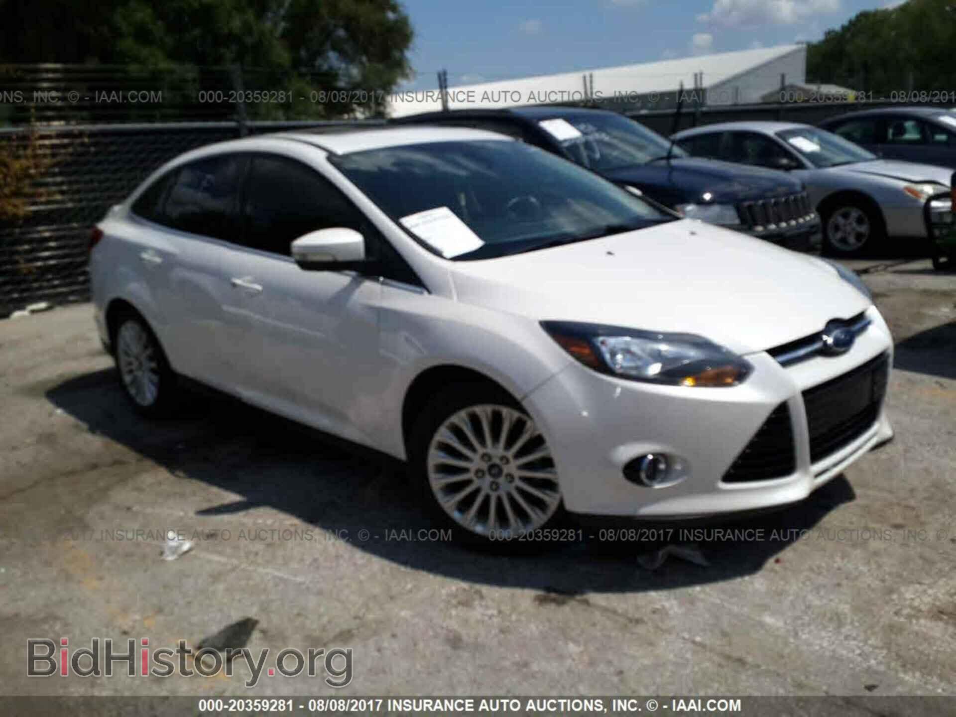Photo 1FAHP3J26CL250318 - Ford Focus 2012