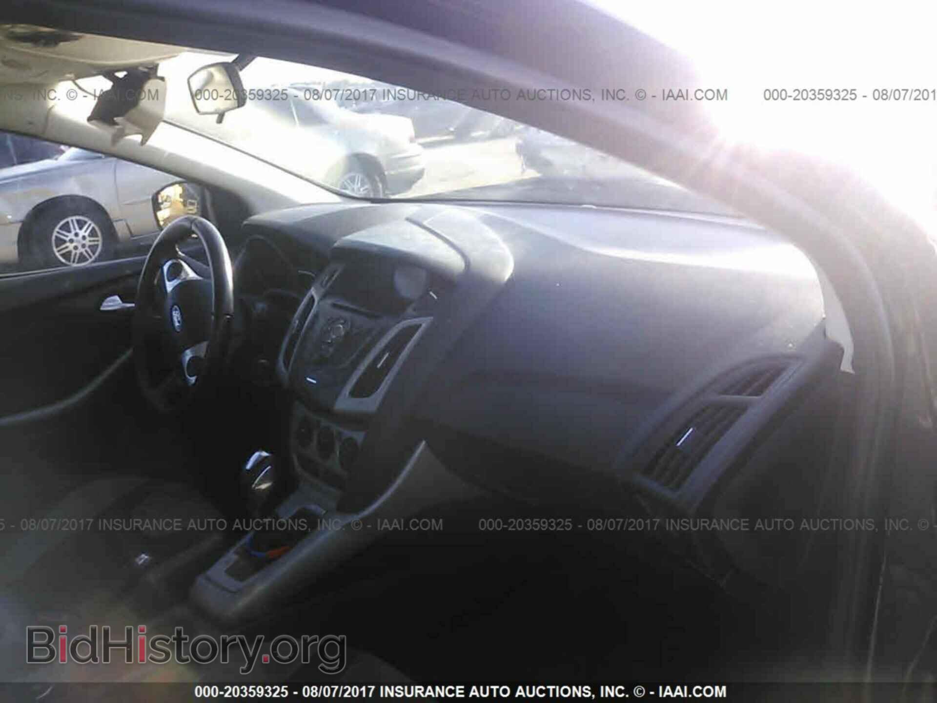 2012 Ford Focus - VIN: 1FAHP3K2XCL232760 - Photo 5