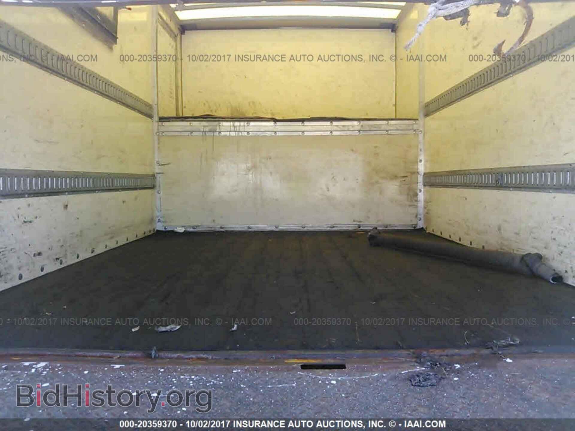 2011 Ford Econoline - VIN: 1FDSE3FL4BDA22653 - Photo 7