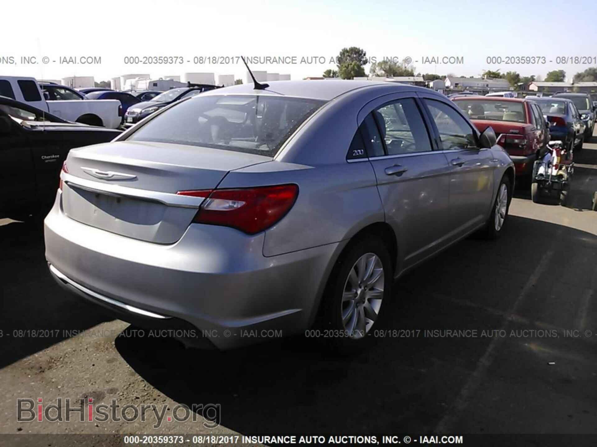 2013 Chrysler 200 - VIN: 1C3CCBBB7DN513189 - Photo 4