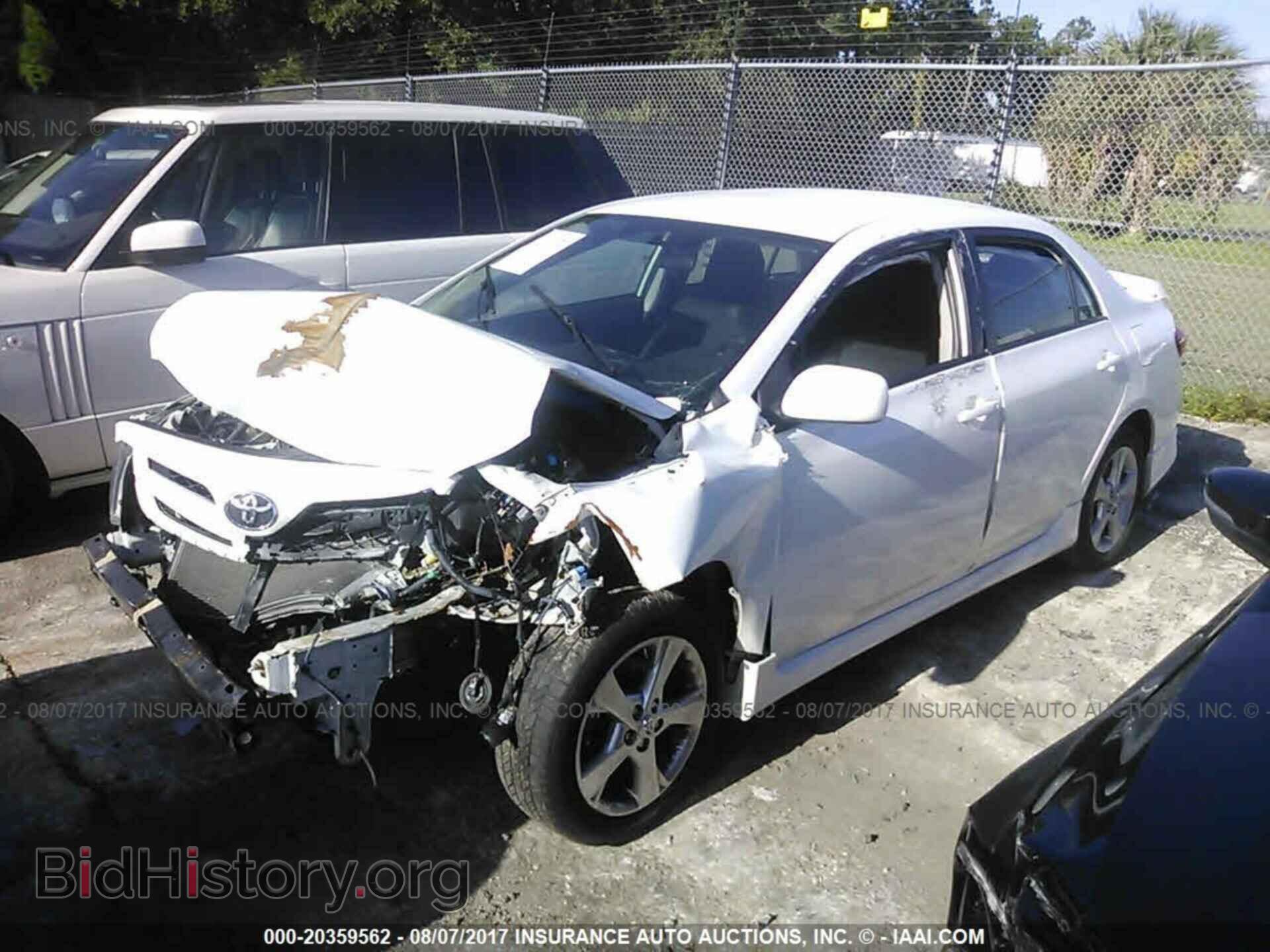 2011 Toyota Corolla - VIN: 2T1BU4EE2BC749786 - Фото 2