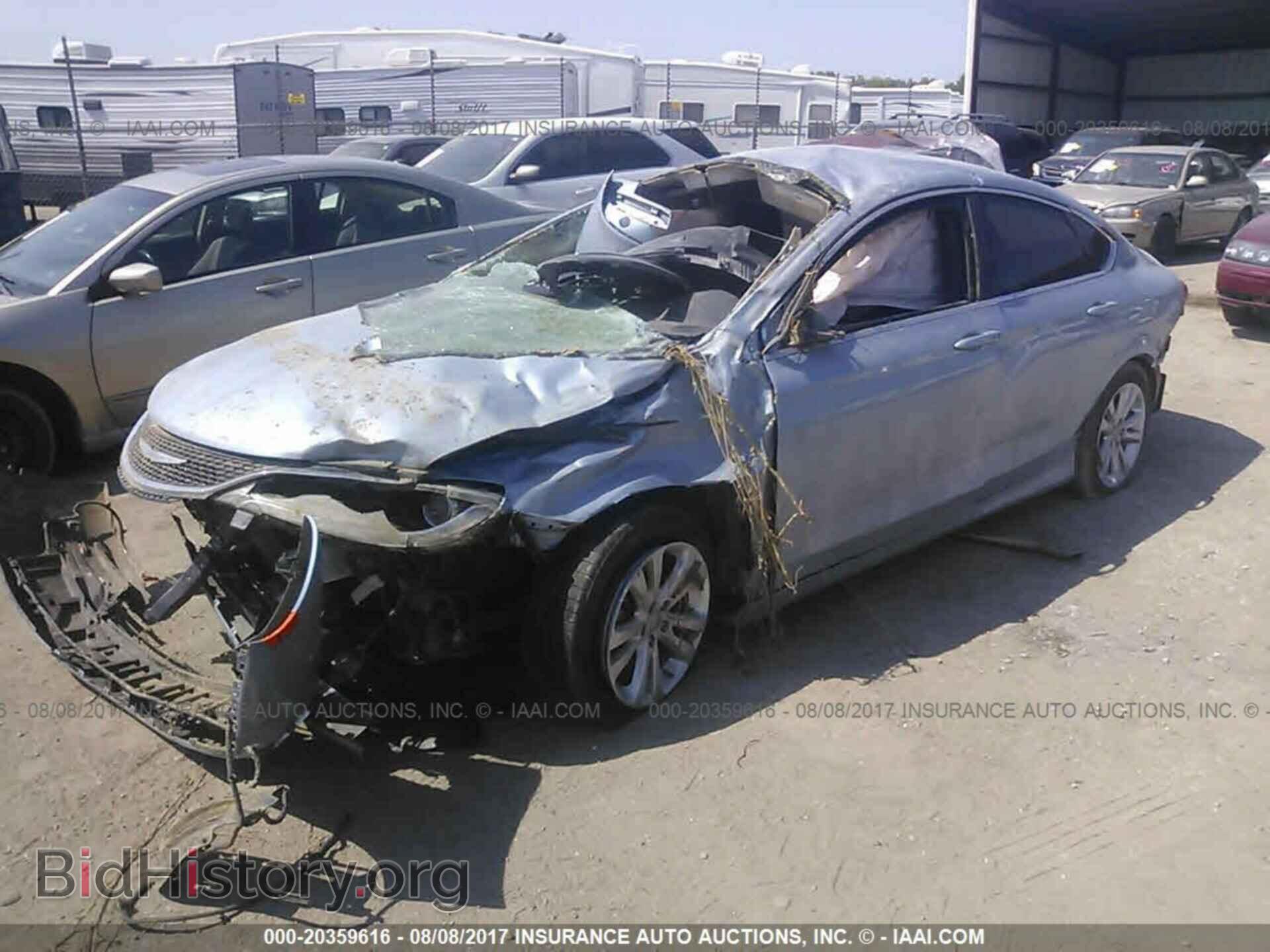 2015 Chrysler 200 - VIN: 1C3CCCAB2FN584293 - Photo 2
