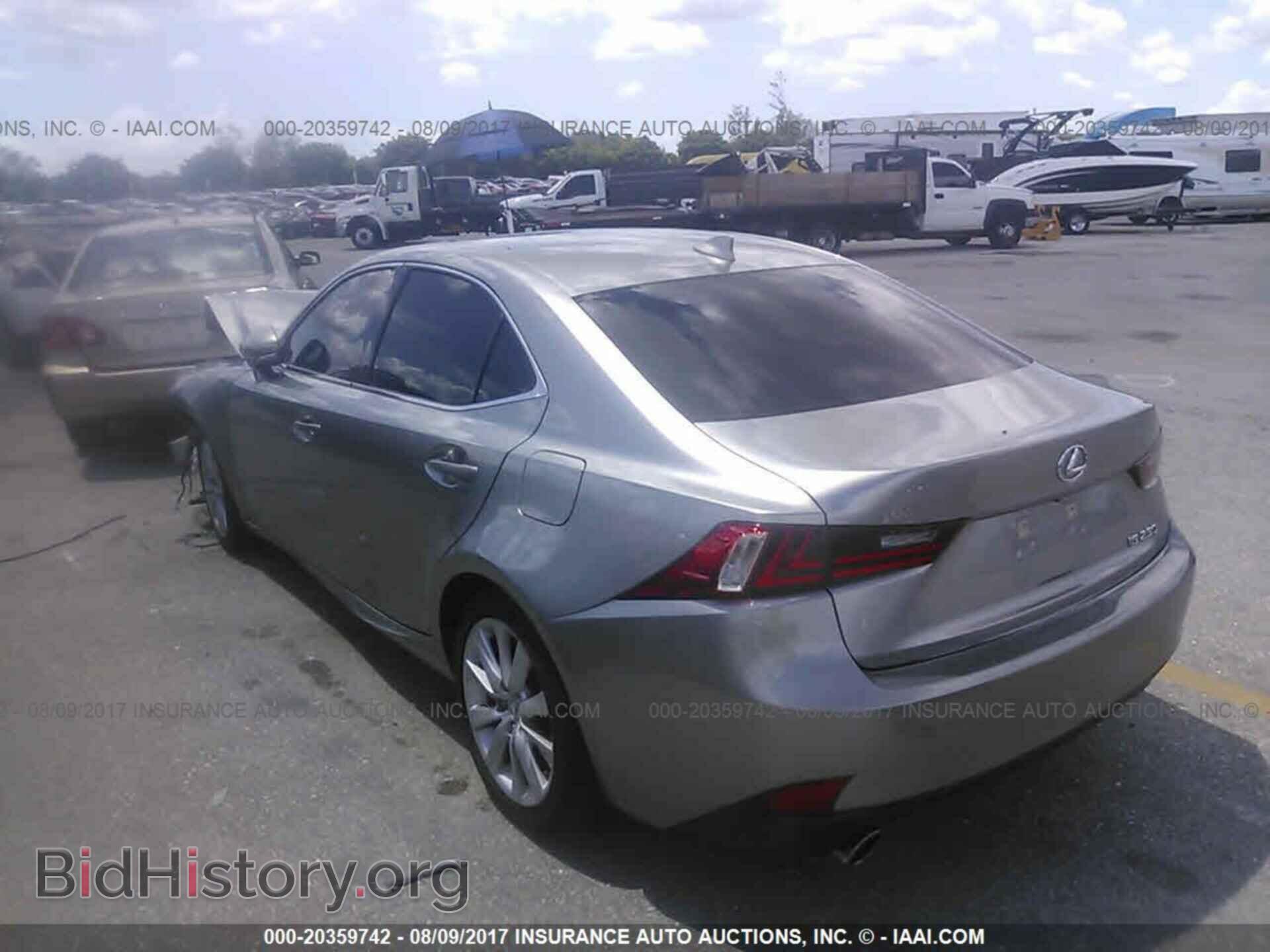 2015 Lexus Is - VIN: JTHBF1D27F5066127 - Photo 3
