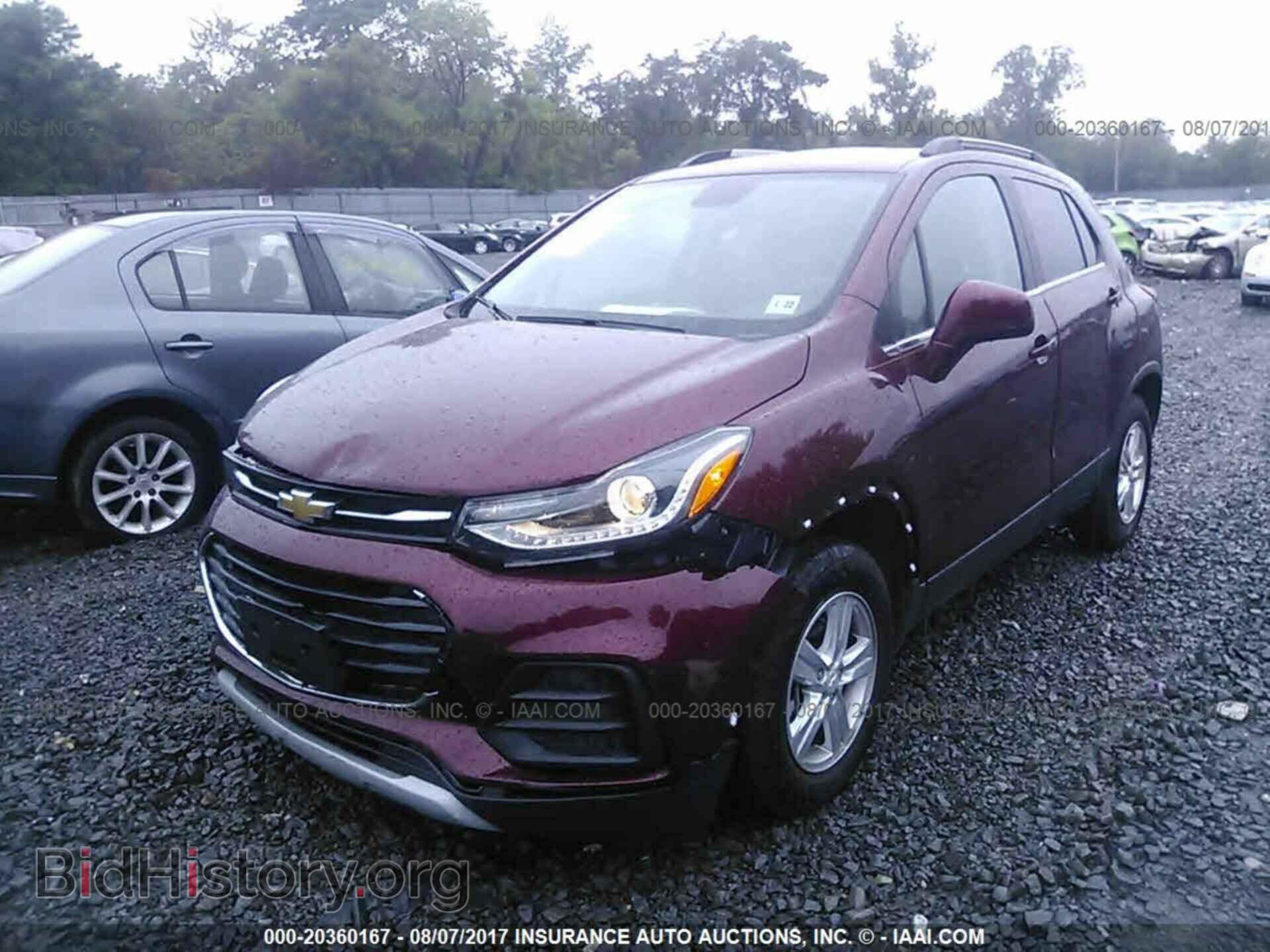 2017 Chevrolet Trax - VIN: 3GNCJPSB8HL151921 - Фото 2