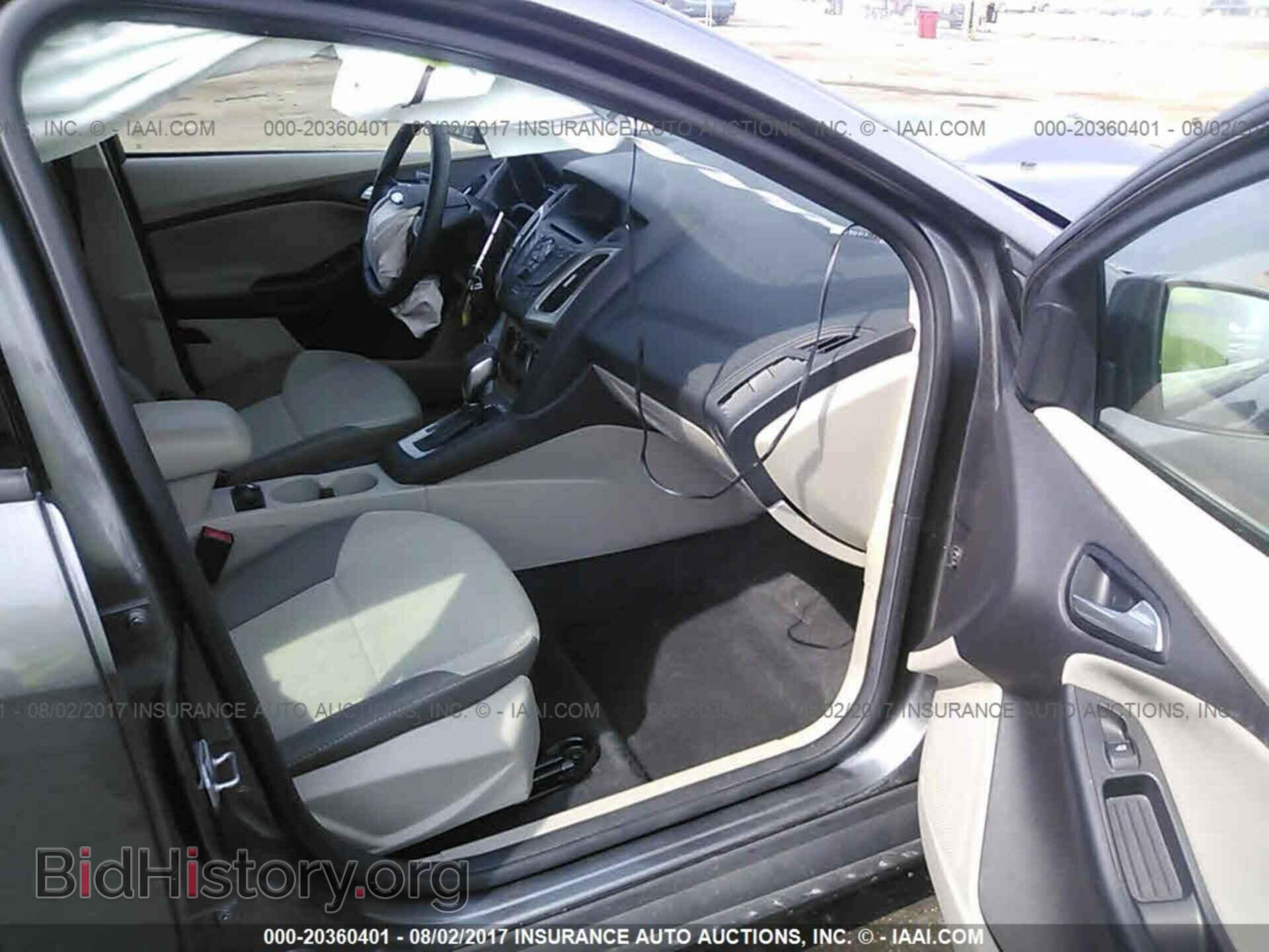 2014 Ford Focus - VIN: 1FADP3F2XEL177335 - Photo 5