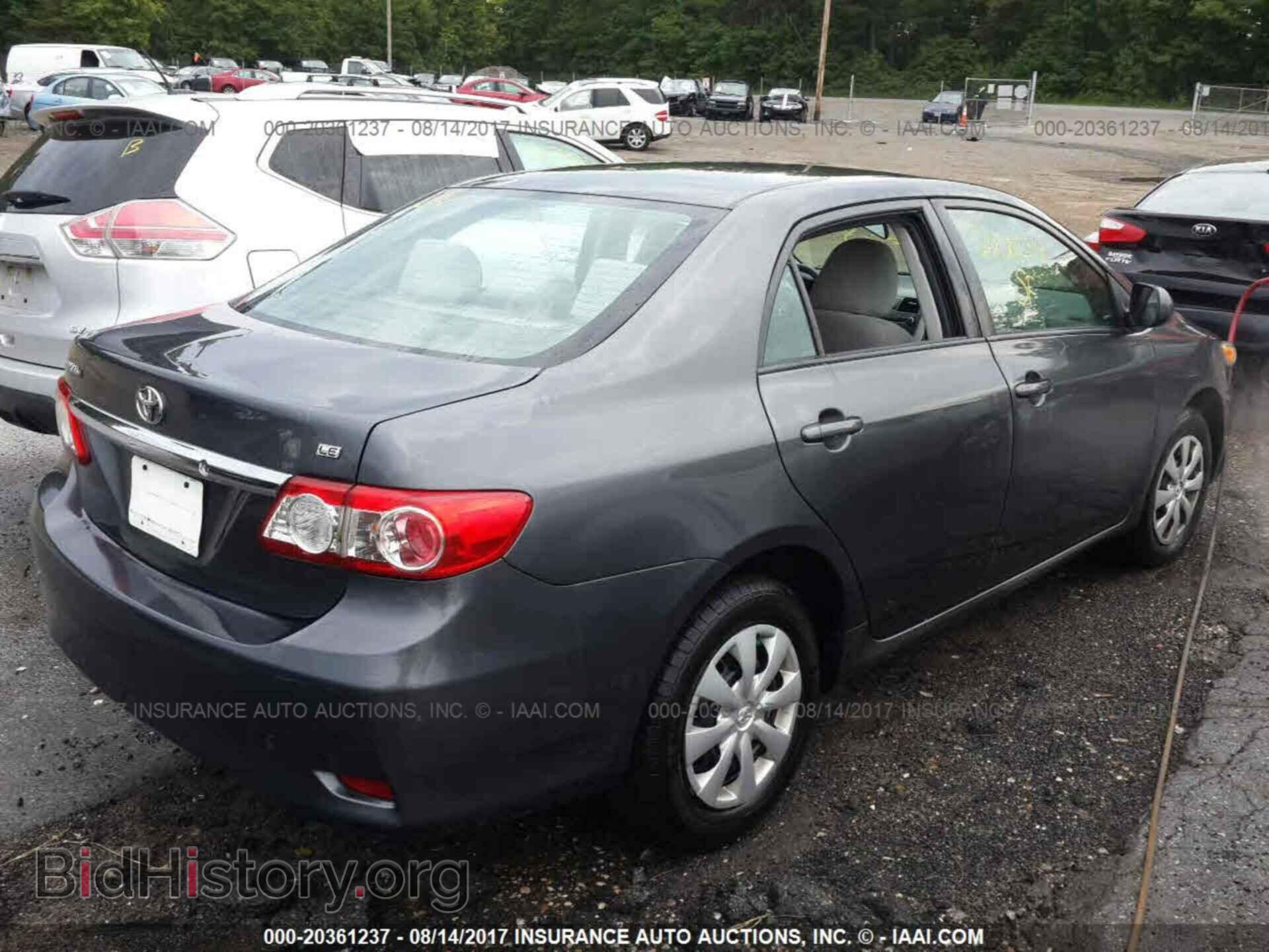 2011 Toyota Corolla - VIN: 2T1BU4EEXBC657826 - Photo 4