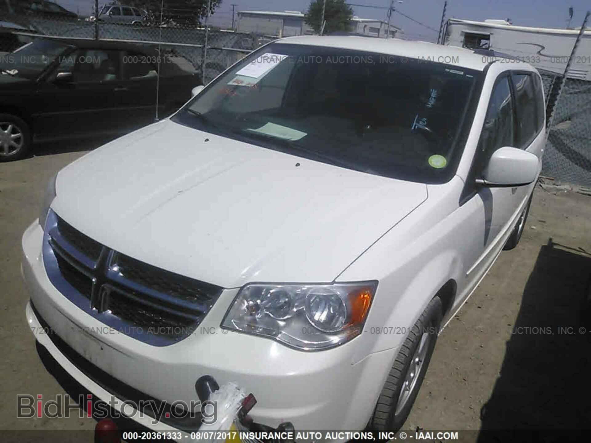 2011 Dodge Grand caravan - VIN: 2D4RN5DG2BR647881 - Фото 2