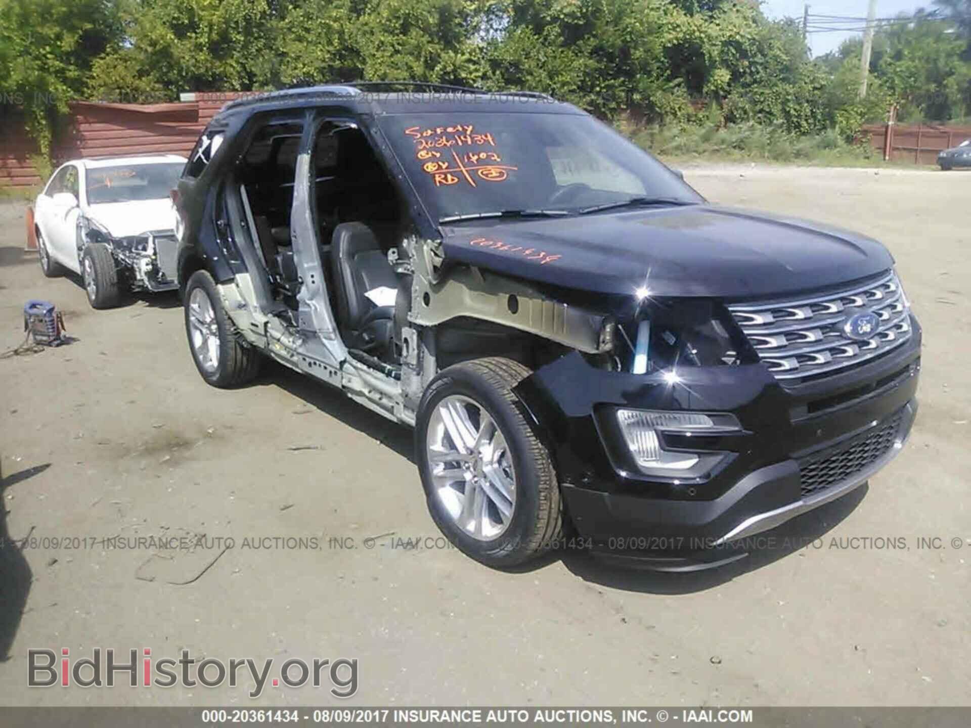 2017 Ford Explorer - VIN: 1FM5K8F81HGD01841 - Photo 6