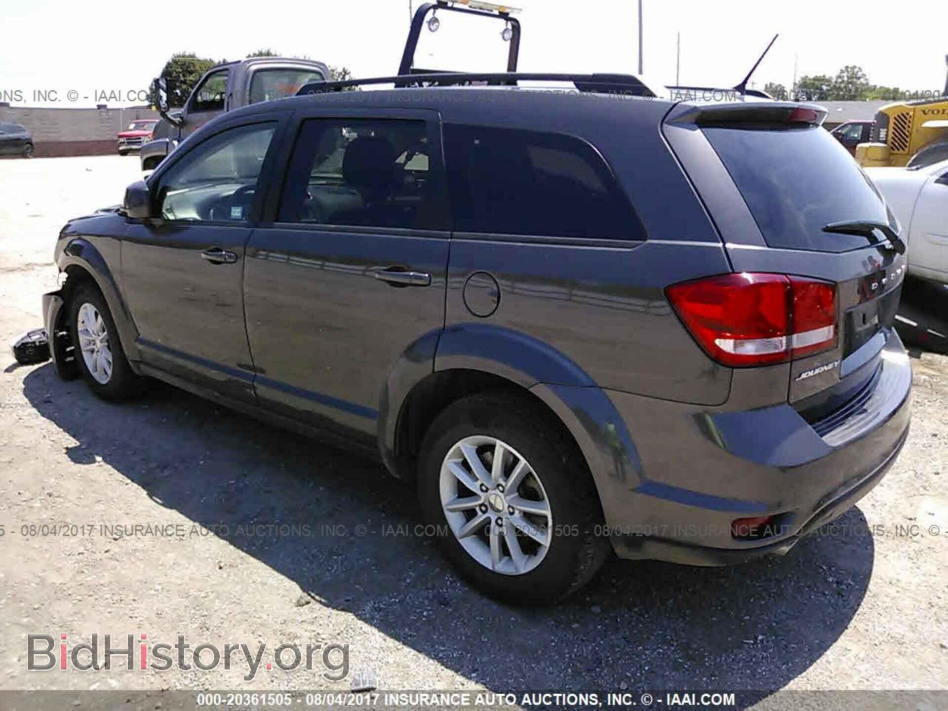 2017 Dodge Journey - VIN: 3C4PDCBG1HT530930 - Фото 3