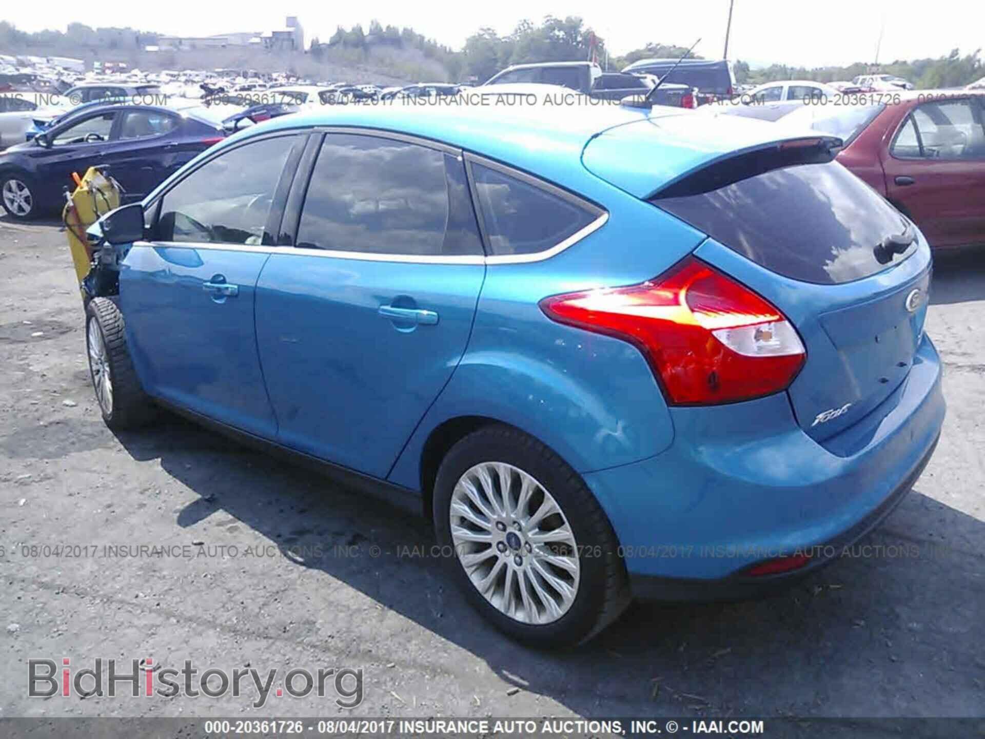 2012 Ford Focus - VIN: 1FAHP3N22CL317829 - Photo 3