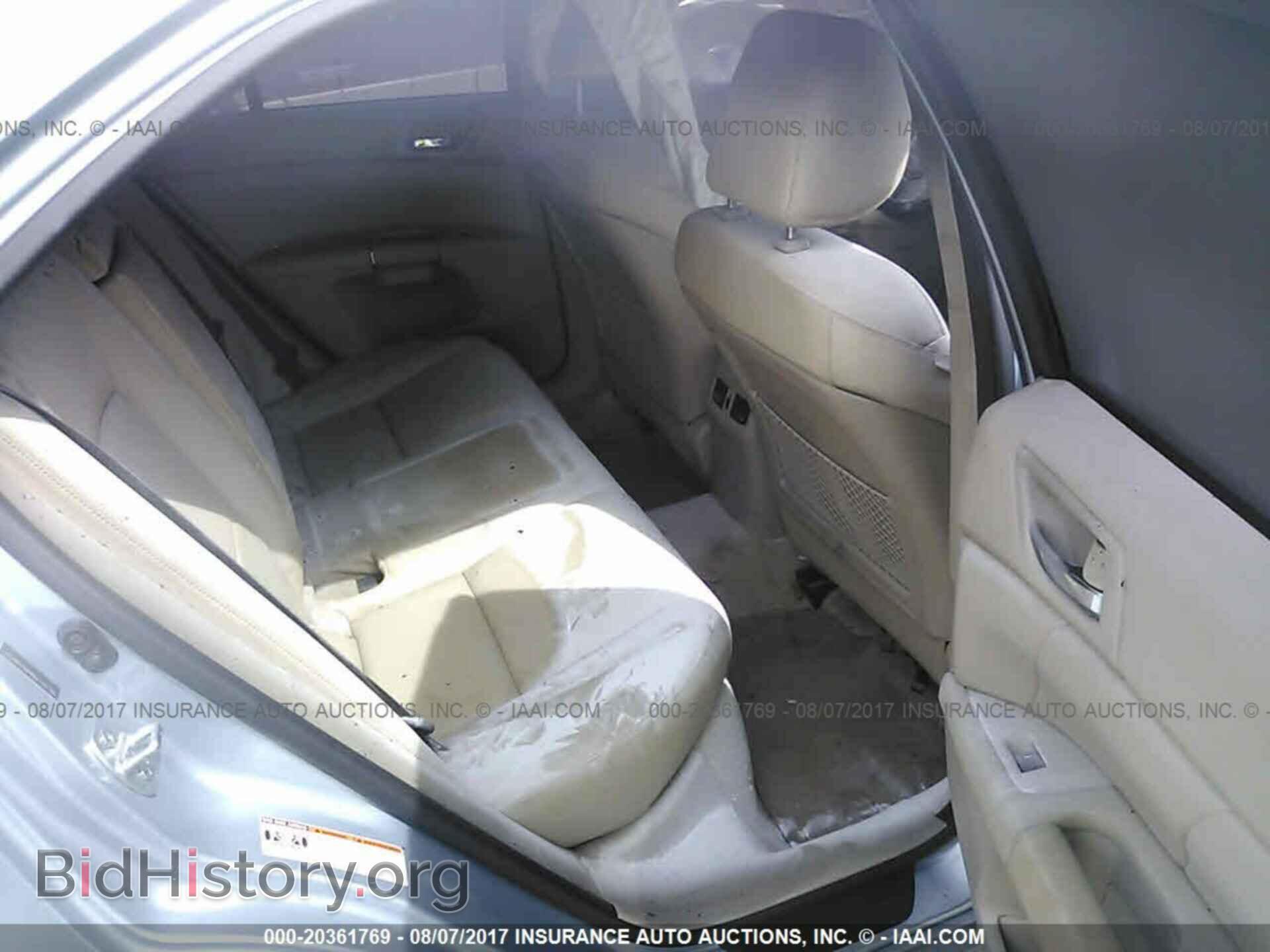 2011 Suzuki Kizashi - VIN: JS2RE9A84B6110136 - Фото 8