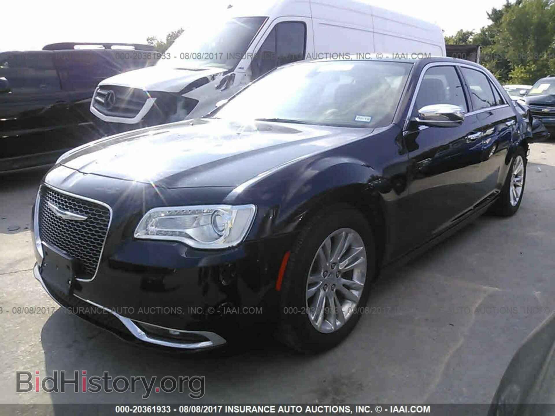 2017 Chrysler 300c - VIN: 2C3CCAEG9HH570901 - Фото 2