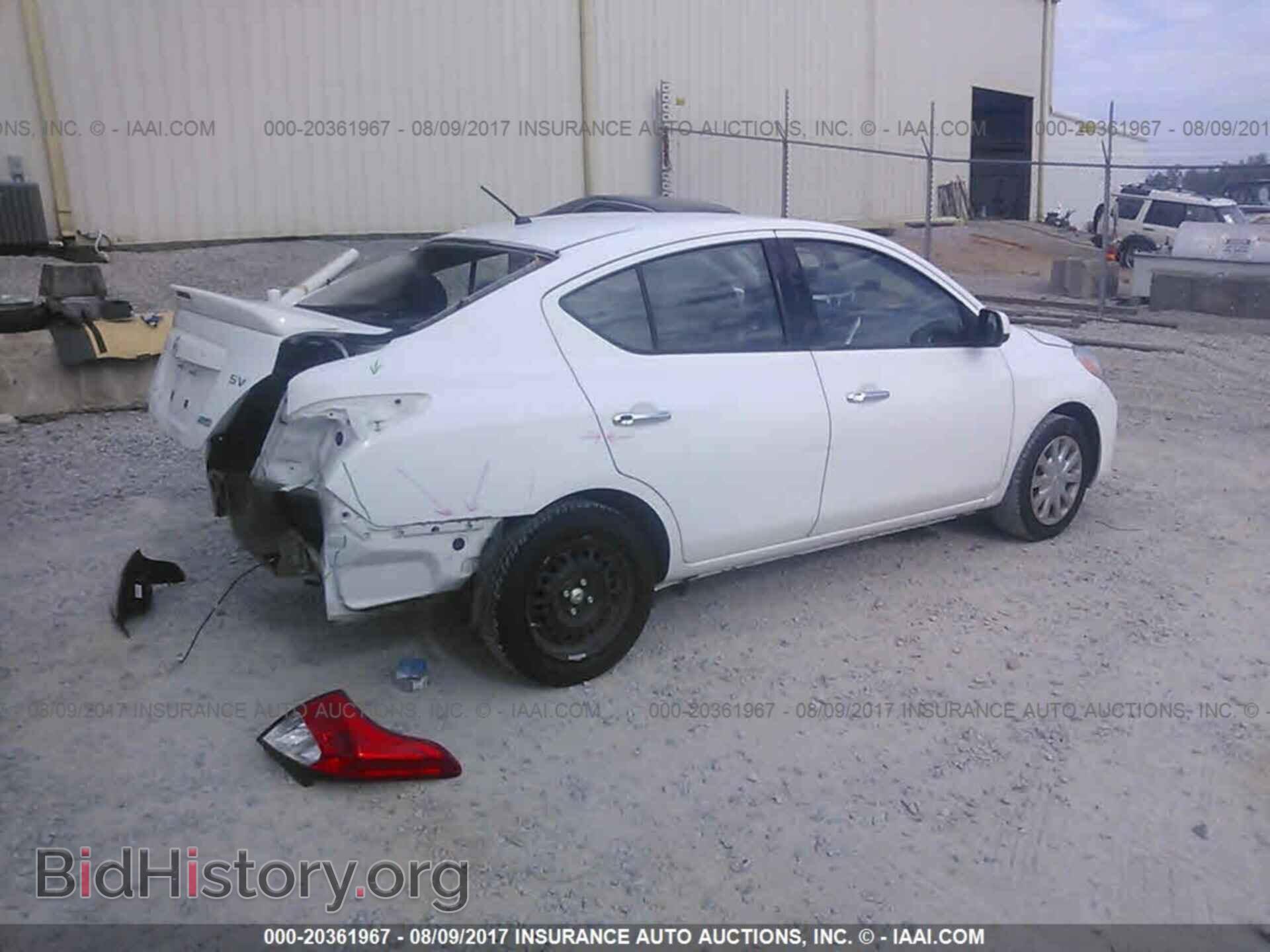 2014 Nissan Versa - VIN: 3N1CN7AP2EL835095 - Фото 4