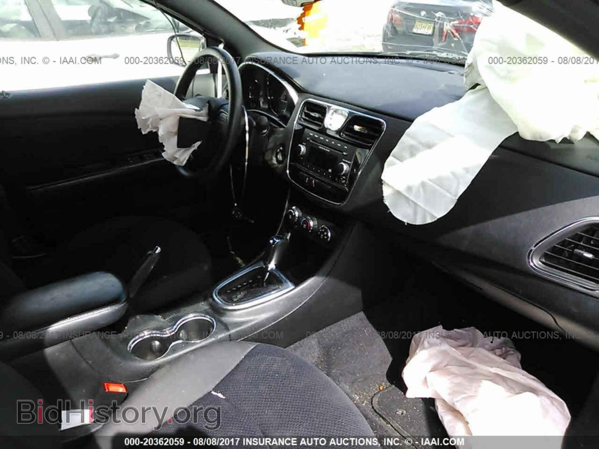2013 Chrysler 200 - VIN: 1C3CCBAB6DN735675 - Фото 5