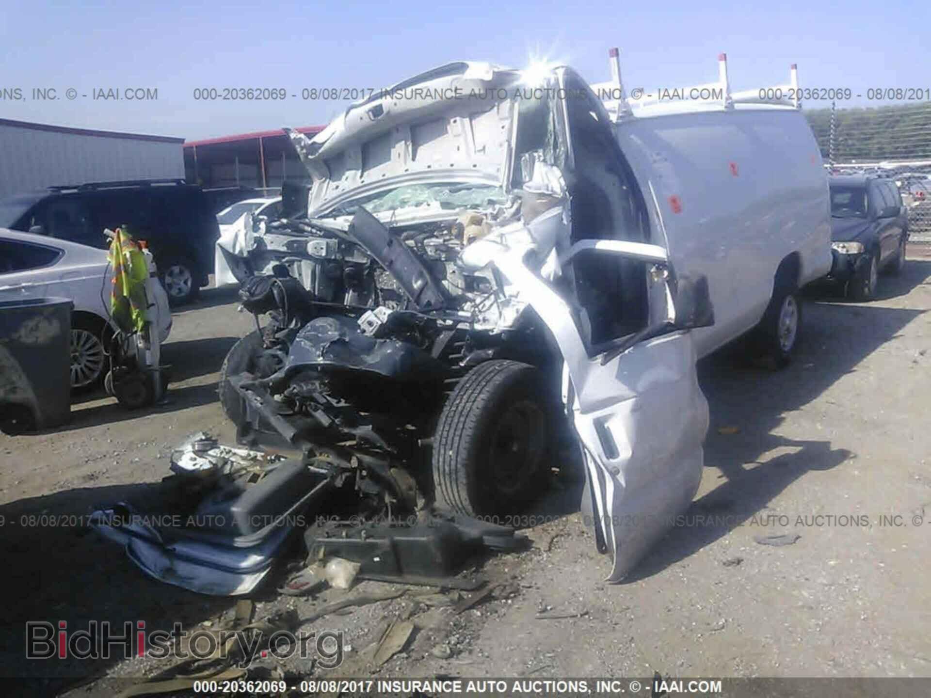 2013 Ford Econoline - VIN: 1FTNS2EL8DDA29405 - Фото 2