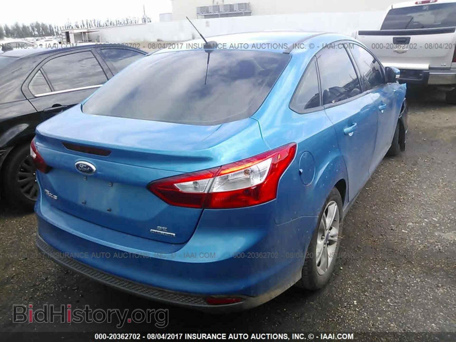 2014 Ford Focus - VIN: 1FADP3F29EL130202 - Photo 4