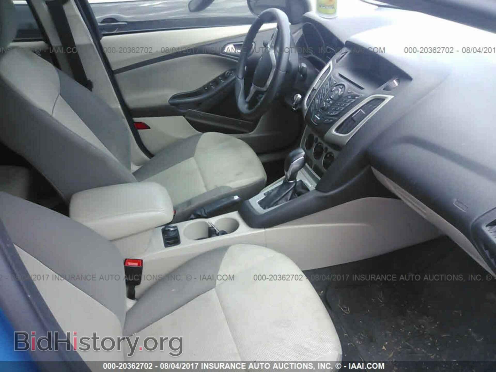 2014 Ford Focus - VIN: 1FADP3F29EL130202 - Photo 5
