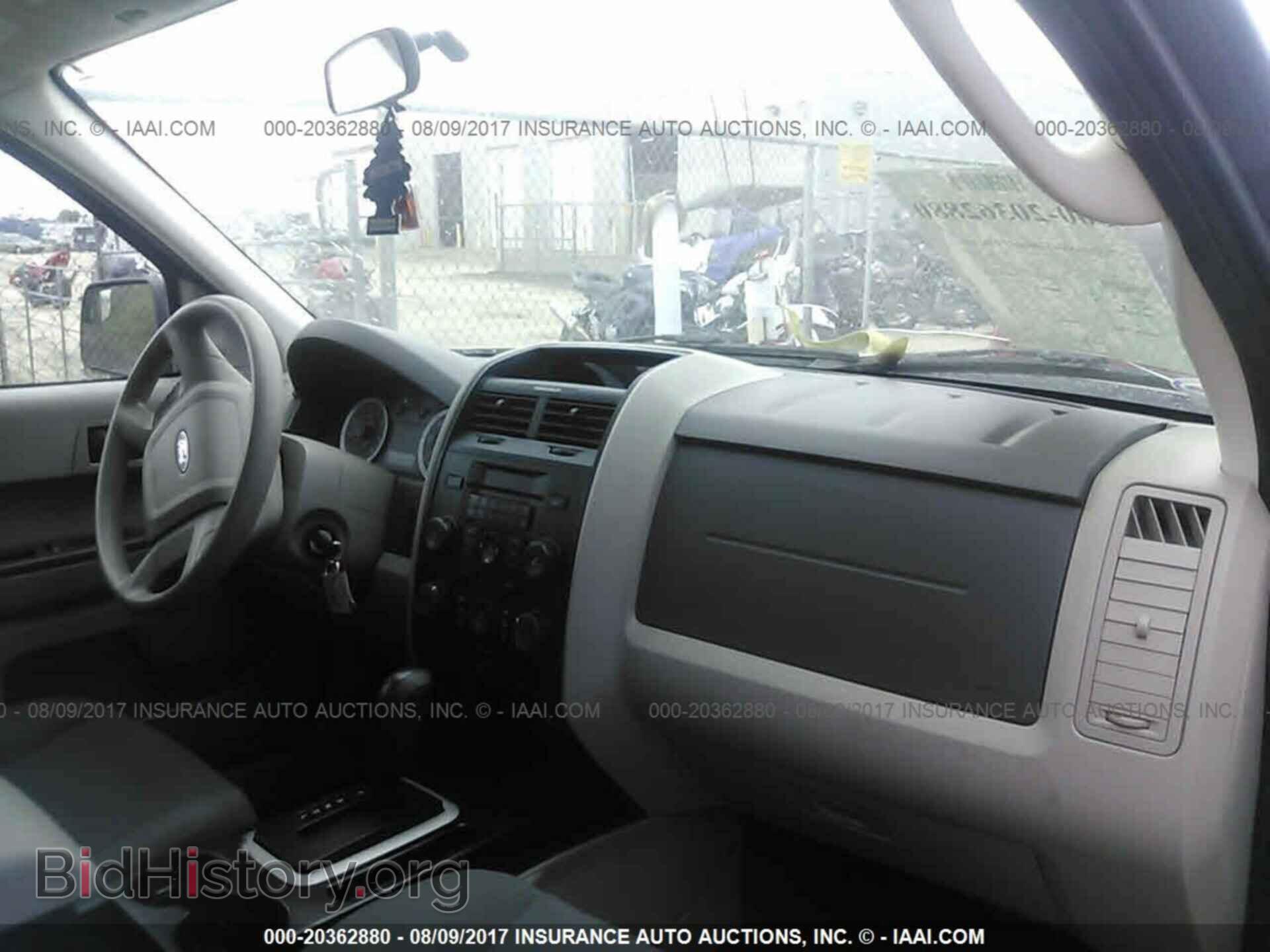 2011 Ford Escape - VIN: 1FMCU9C75BKC69631 - Фото 5