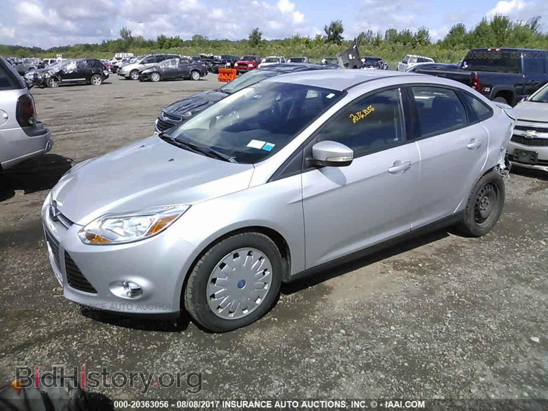 2012 Ford Focus - VIN: 1FAHP3F25CL173465 - Photo 2