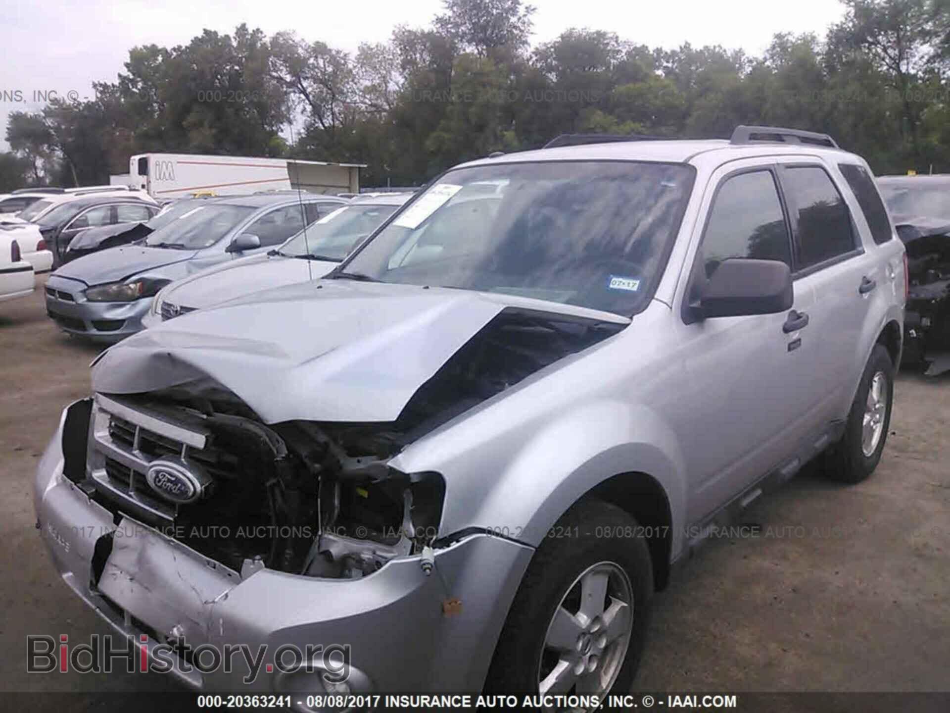 2012 Ford Escape - VIN: 1FMCU9D73CKB92743 - Photo 2