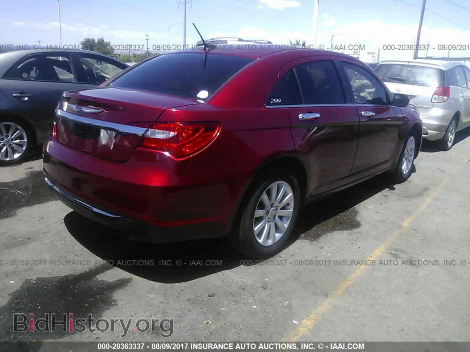 2013 Chrysler 200 - VIN: 1C3CCBBB9DN672070 - Photo 4