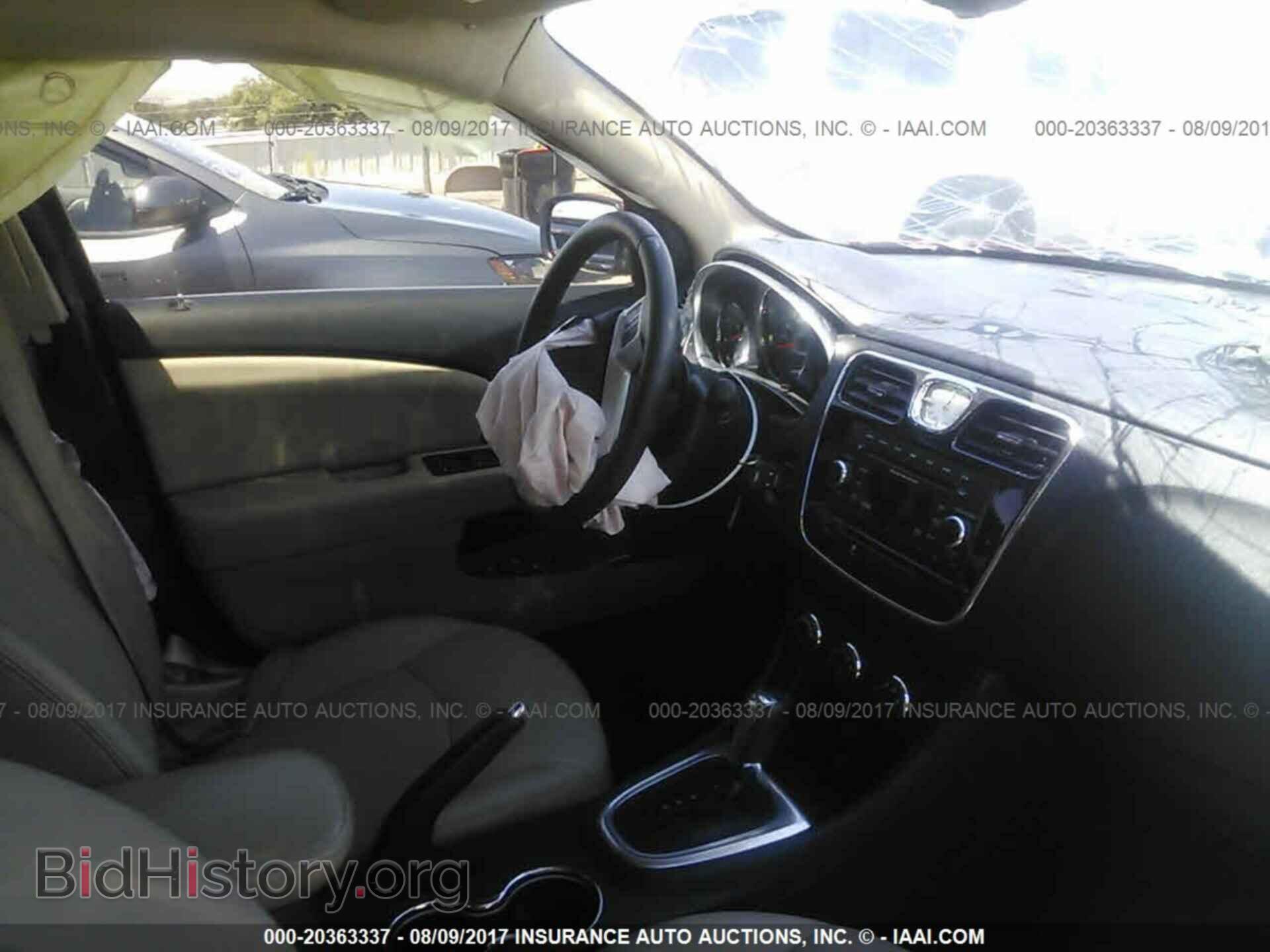 2013 Chrysler 200 - VIN: 1C3CCBBB9DN672070 - Photo 5