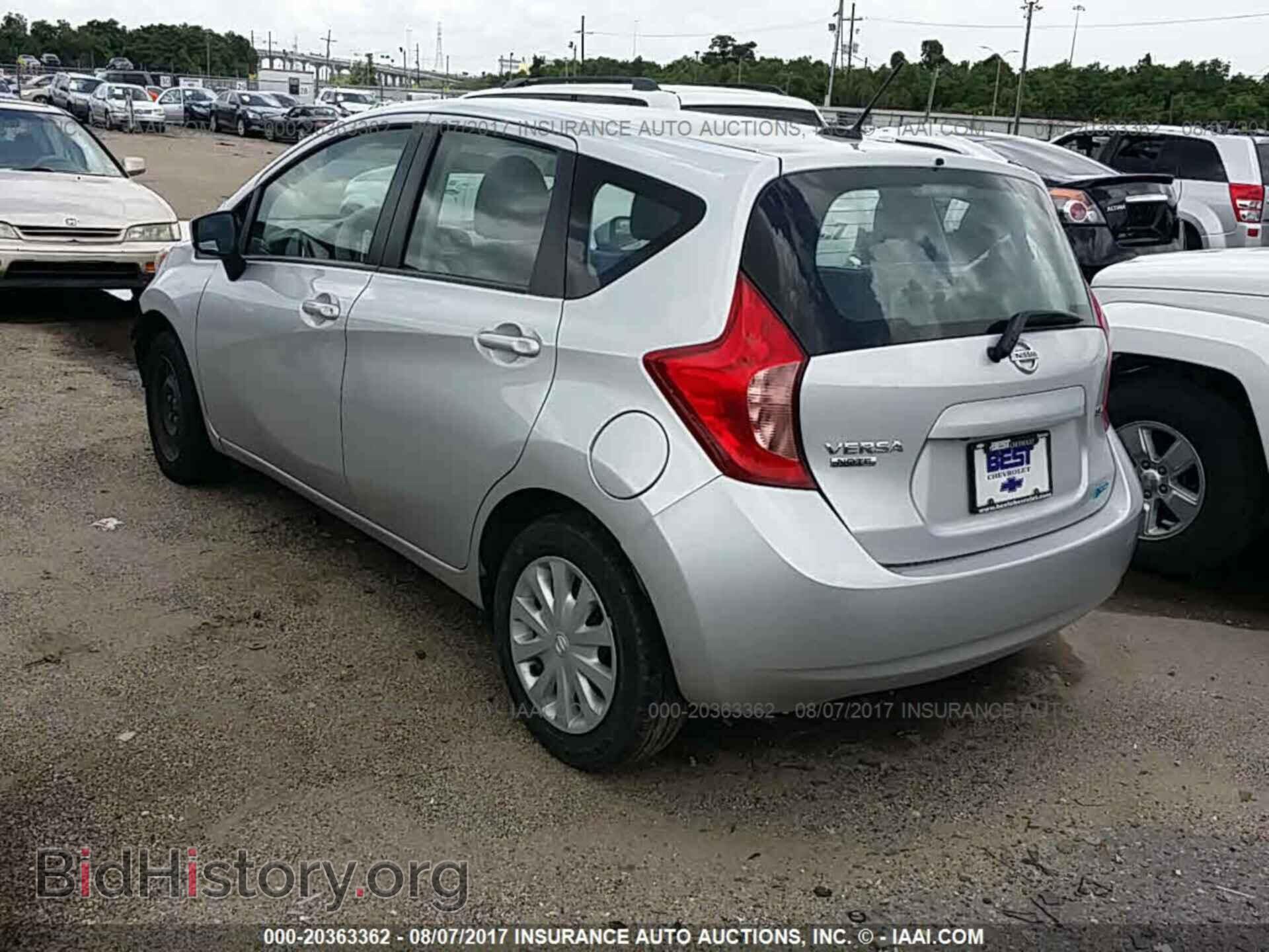 2016 Nissan Versa note - VIN: 3N1CE2CP8GL350804 - Фото 3