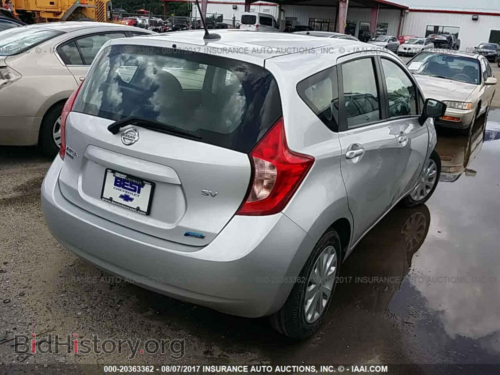 2016 Nissan Versa note - VIN: 3N1CE2CP8GL350804 - Фото 4