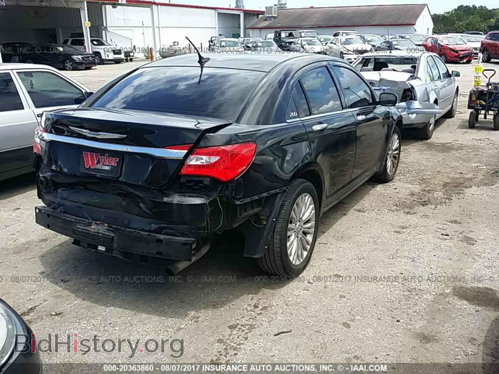 2012 Chrysler 200 - VIN: 1C3CCBCB7CN176536 - Фото 4