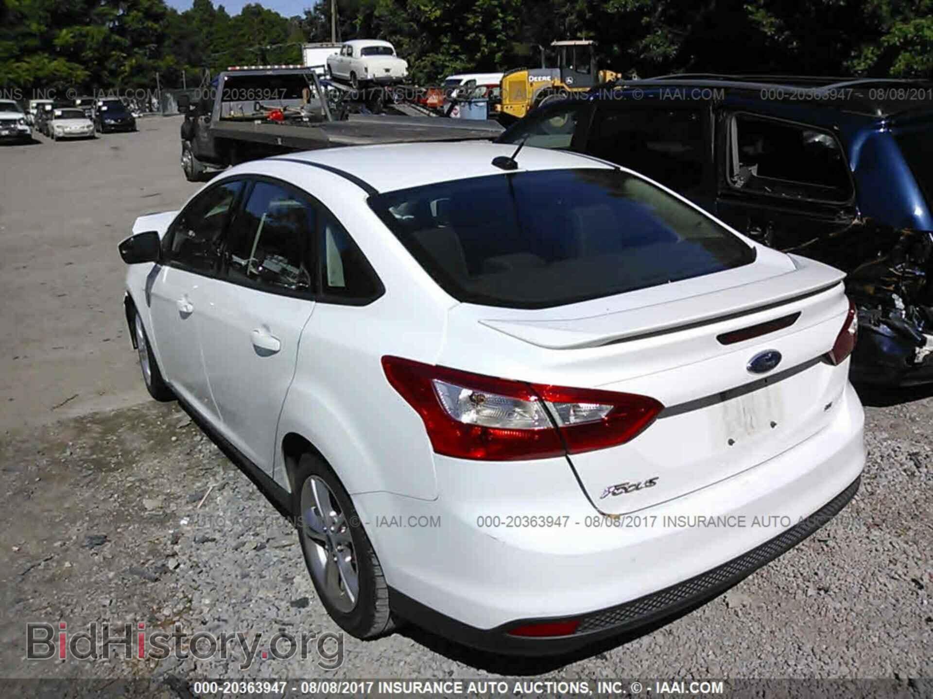 2012 Ford Focus - VIN: 1FAHP3F26CL220678 - Фото 3