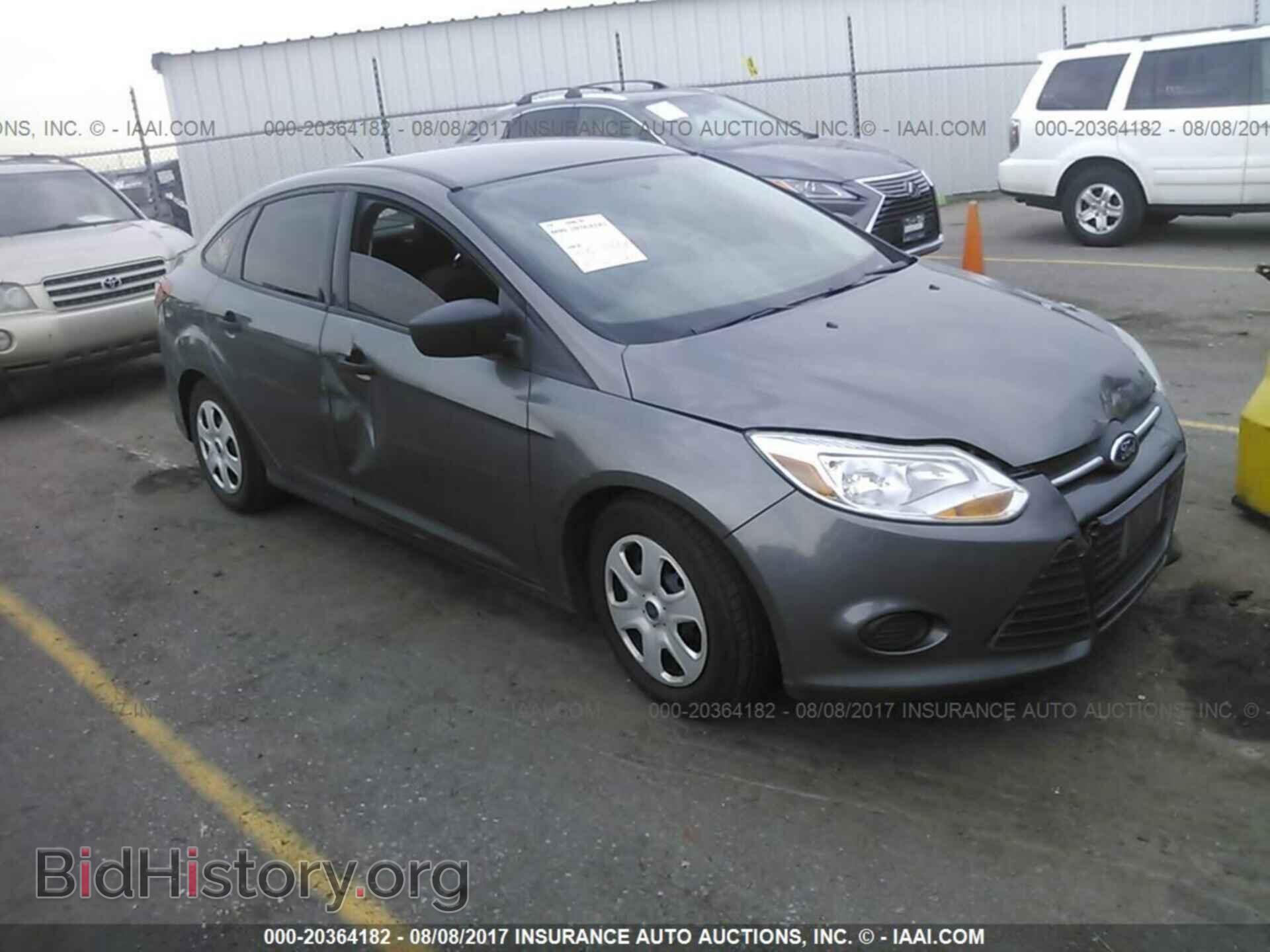 Photo 1FAHP3E28CL355713 - Ford Focus 2012