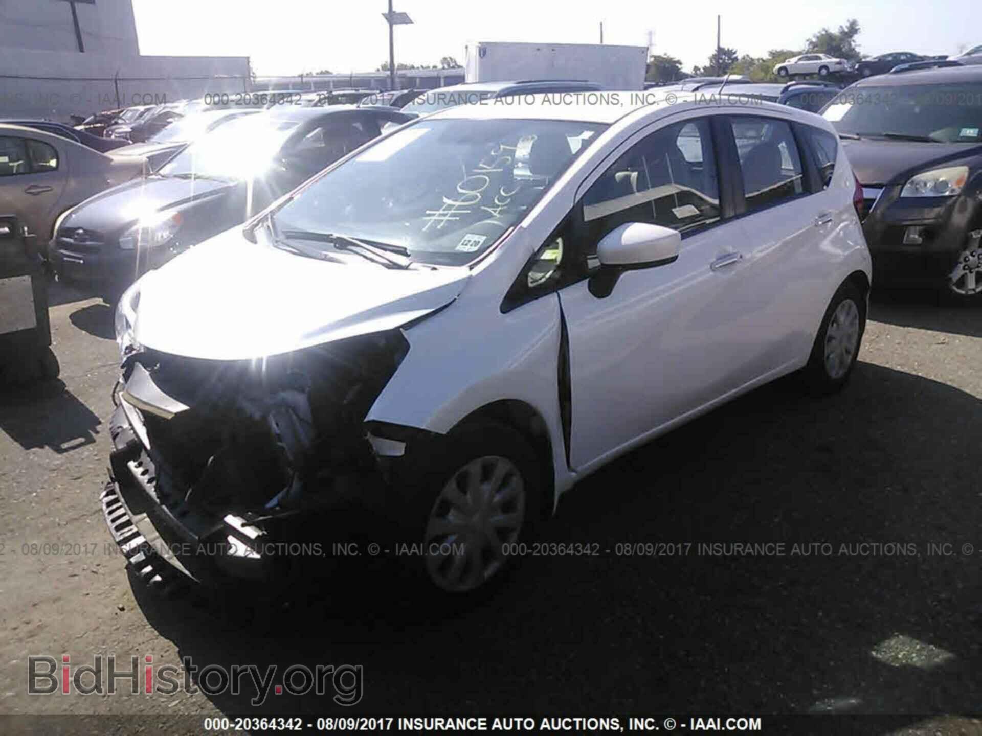 2015 Nissan Versa note - VIN: 3N1CE2CP8FL351241 - Photo 2
