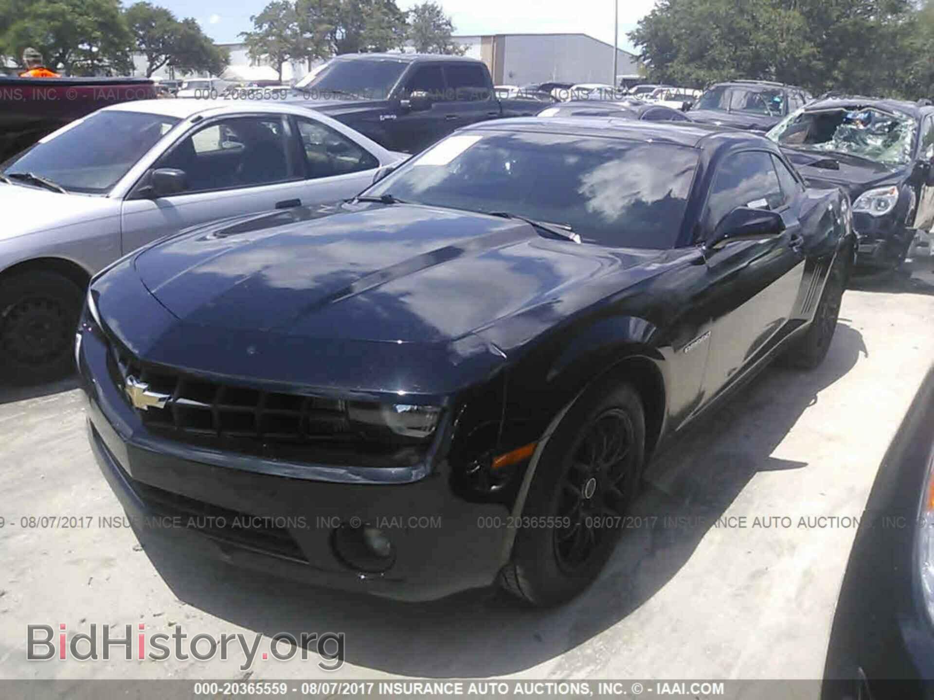 2012 Chevrolet Camaro - VIN: 2G1FE1E35C9104393 - Фото 2