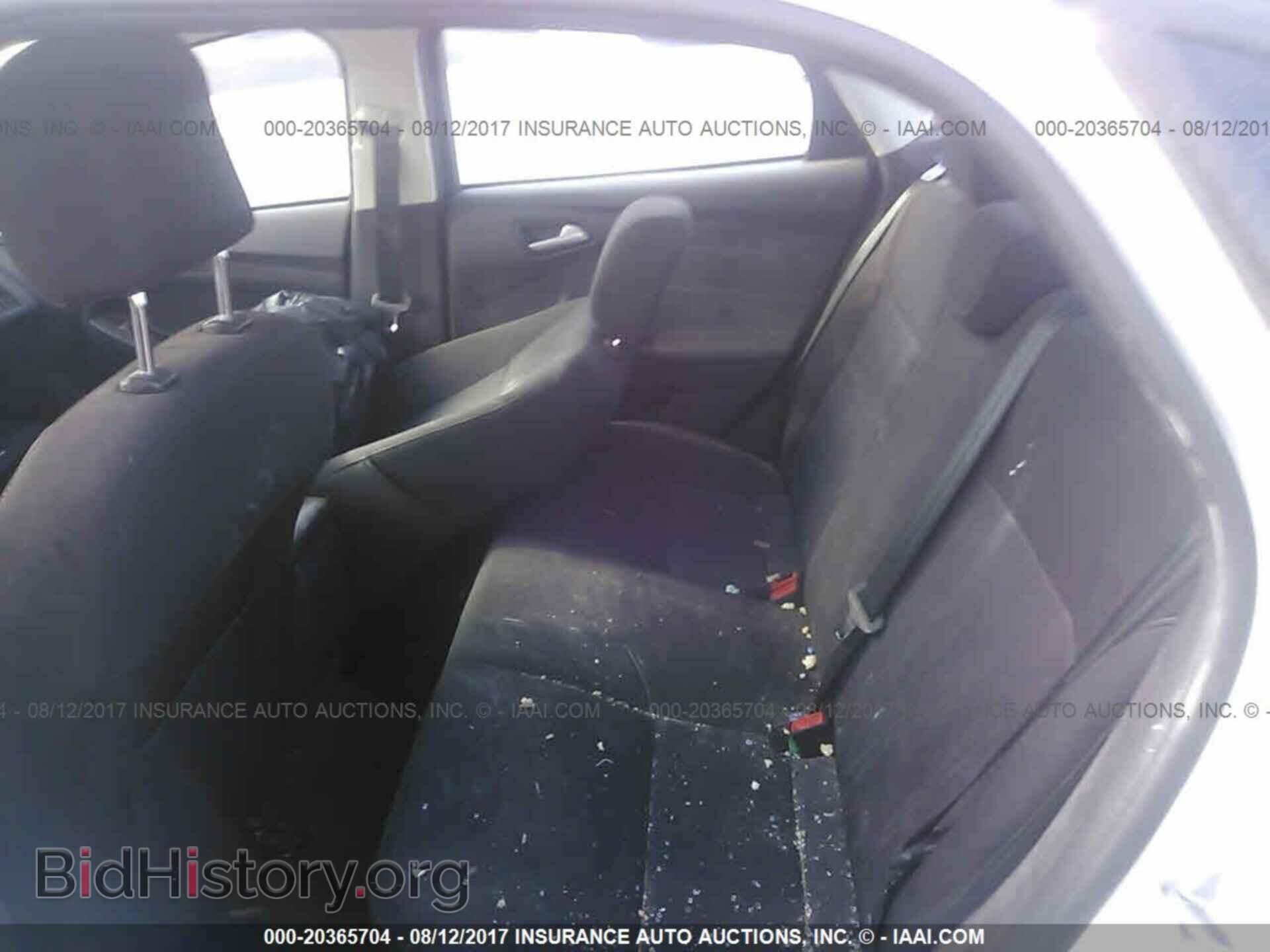 2015 Ford Focus - VIN: 1FADP3F24FL221055 - Photo 8