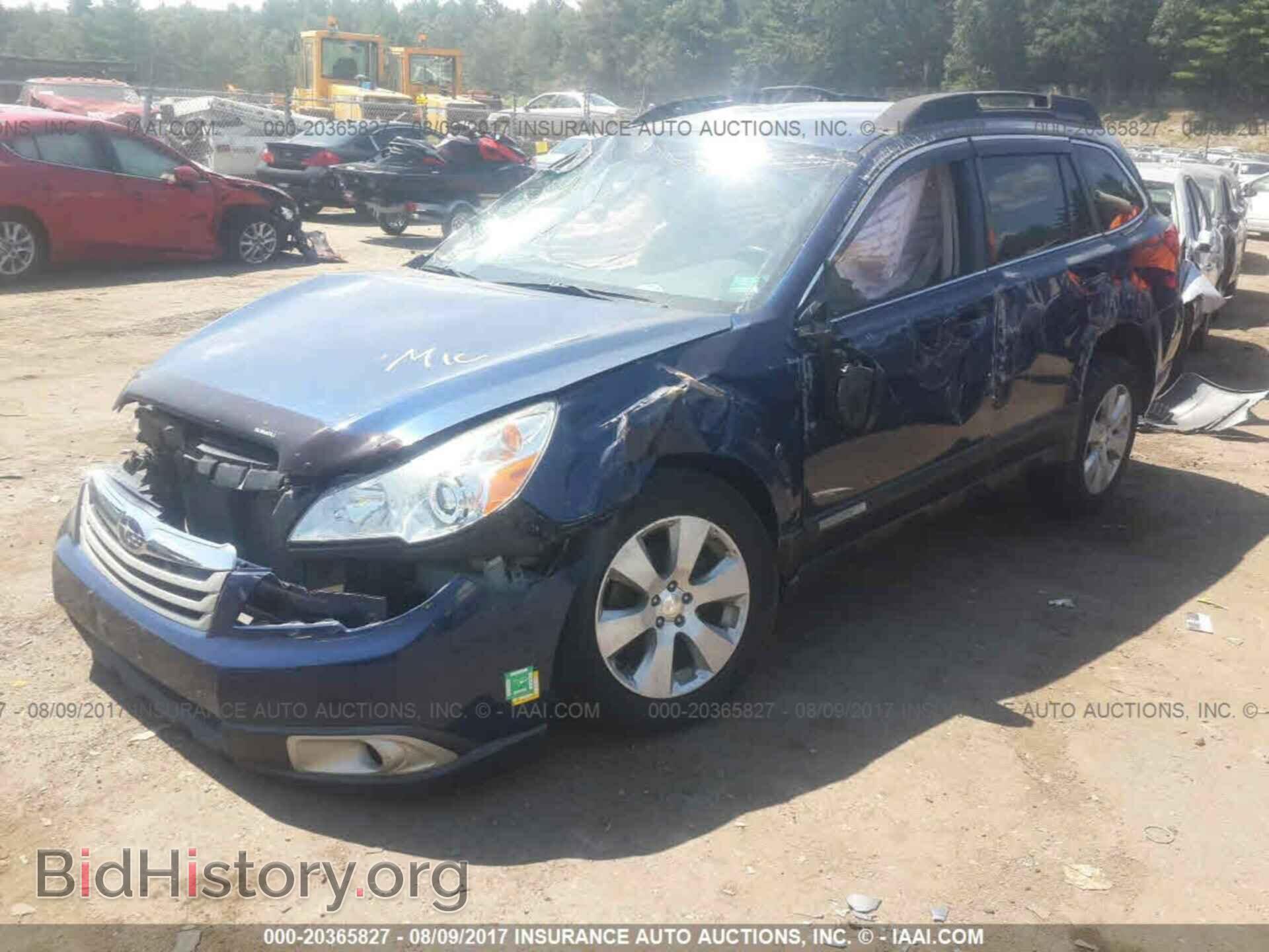 2011 Subaru Outback - VIN: 4S4BRBCC9B3353222 - Фото 2