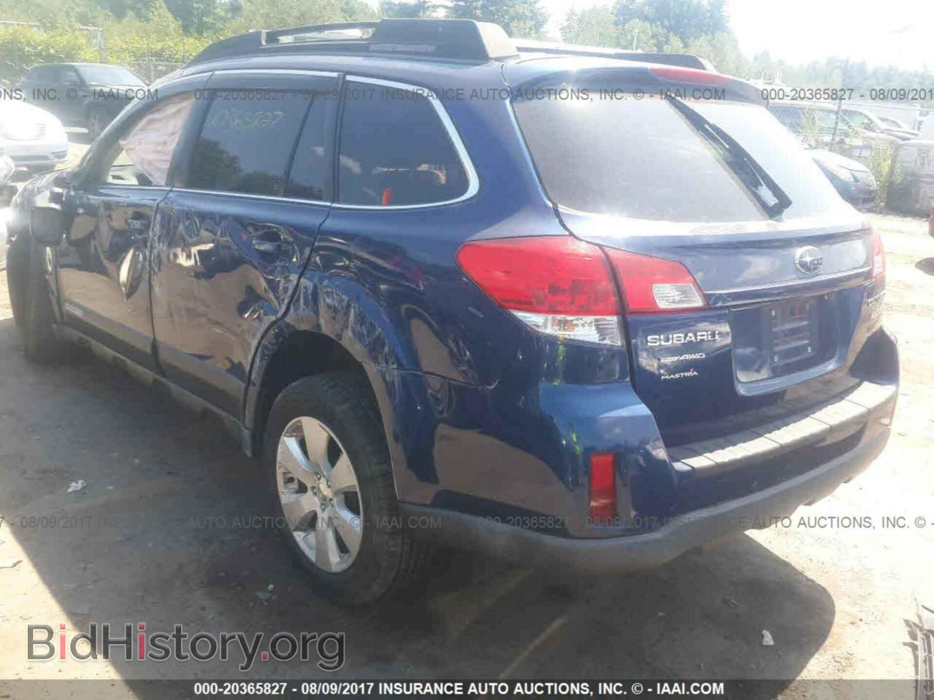 2011 Subaru Outback - VIN: 4S4BRBCC9B3353222 - Фото 3