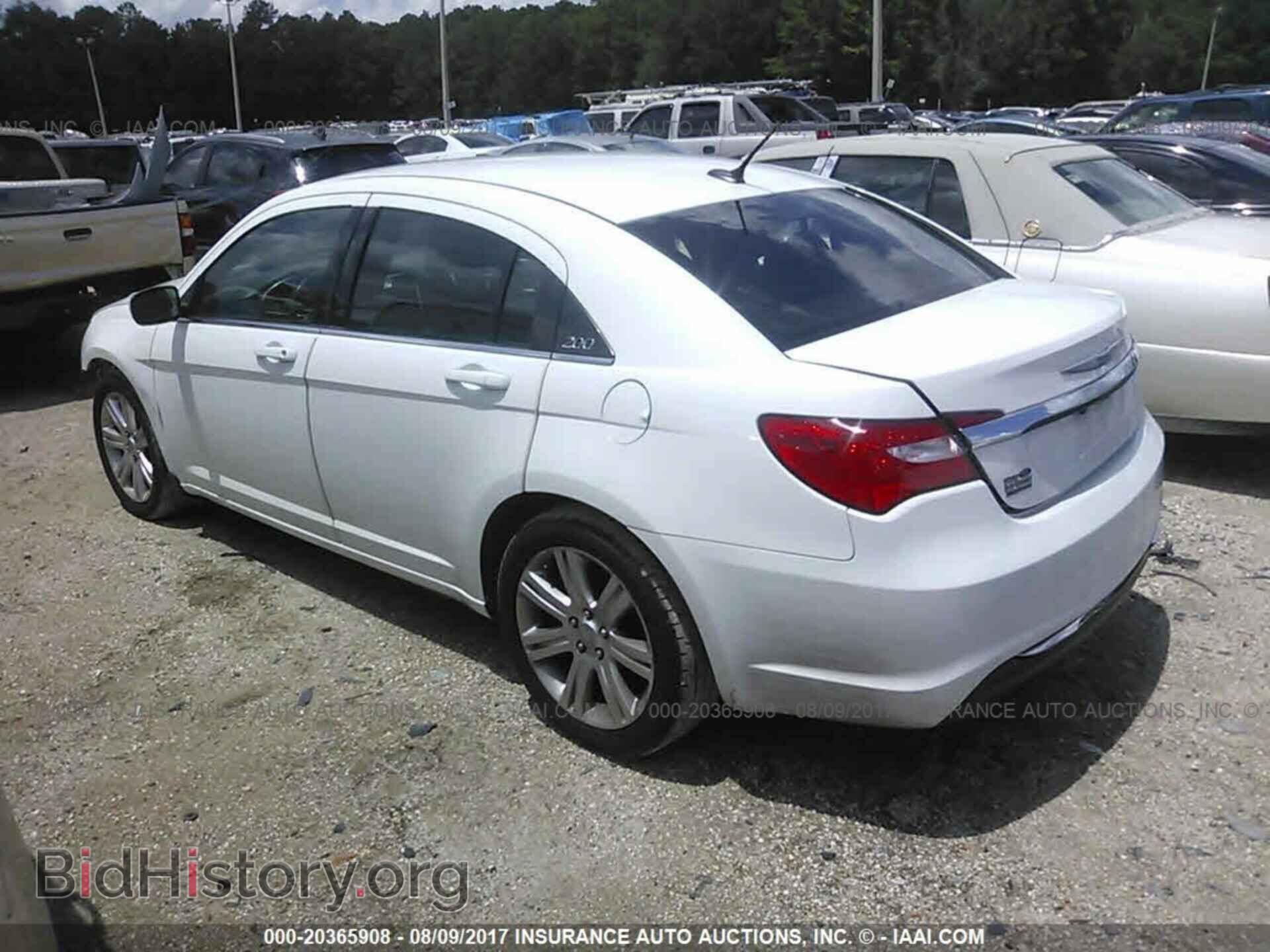 2012 Chrysler 200 - VIN: 1C3CCBBG3CN297108 - Фото 3