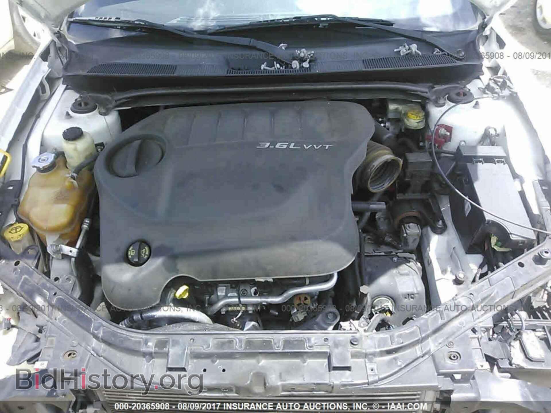 2012 Chrysler 200 - VIN: 1C3CCBBG3CN297108 - Фото 10