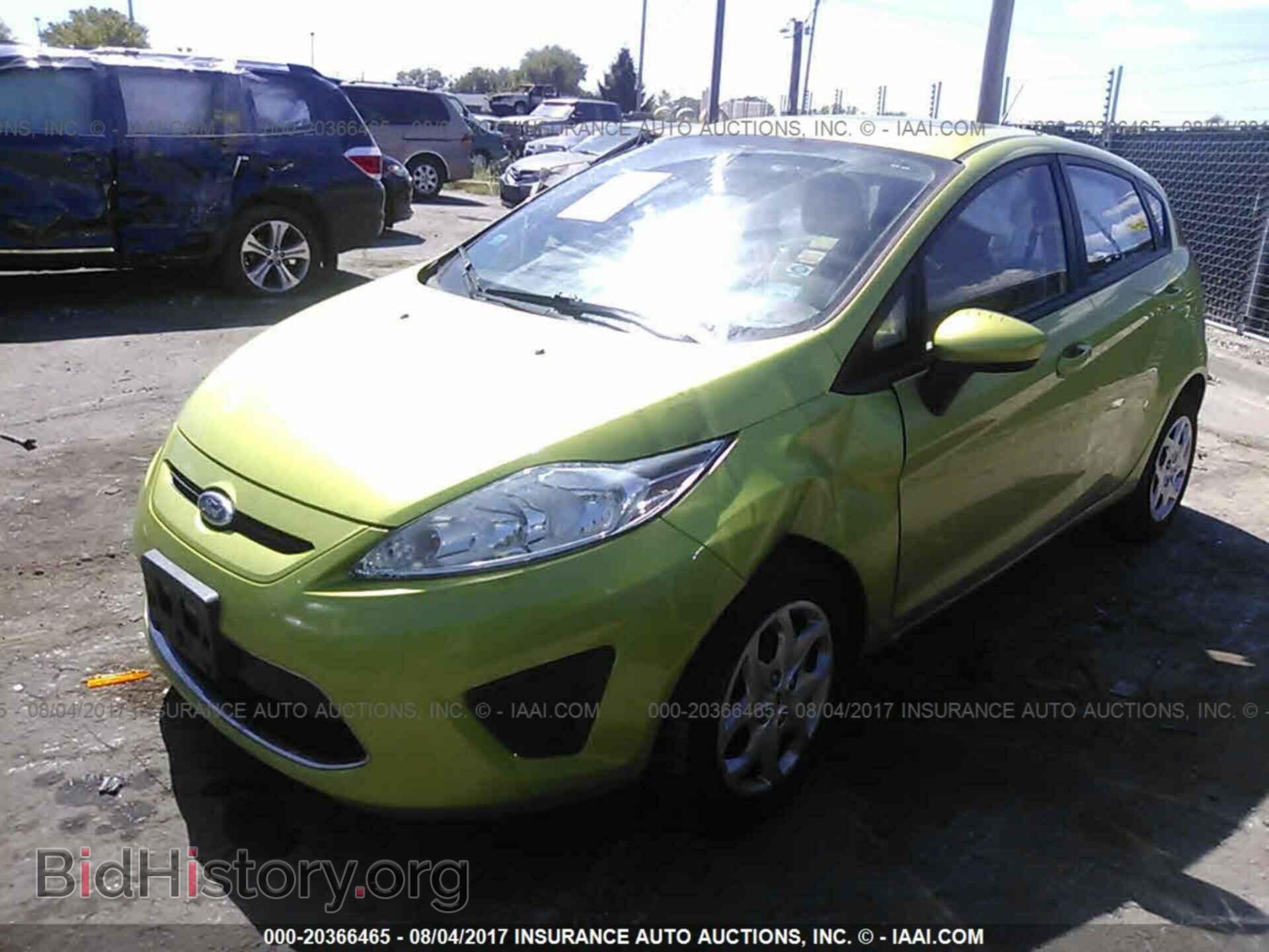 2011 Ford Fiesta - VIN: 3FADP4EJ5BM129797 - Фото 2