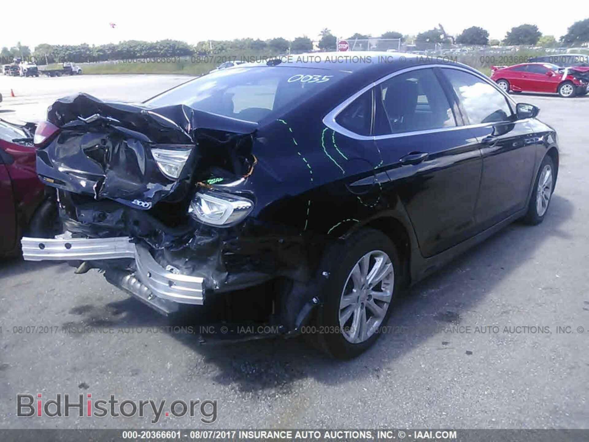 2016 Chrysler 200 - VIN: 1C3CCCAB6GN160035 - Photo 4