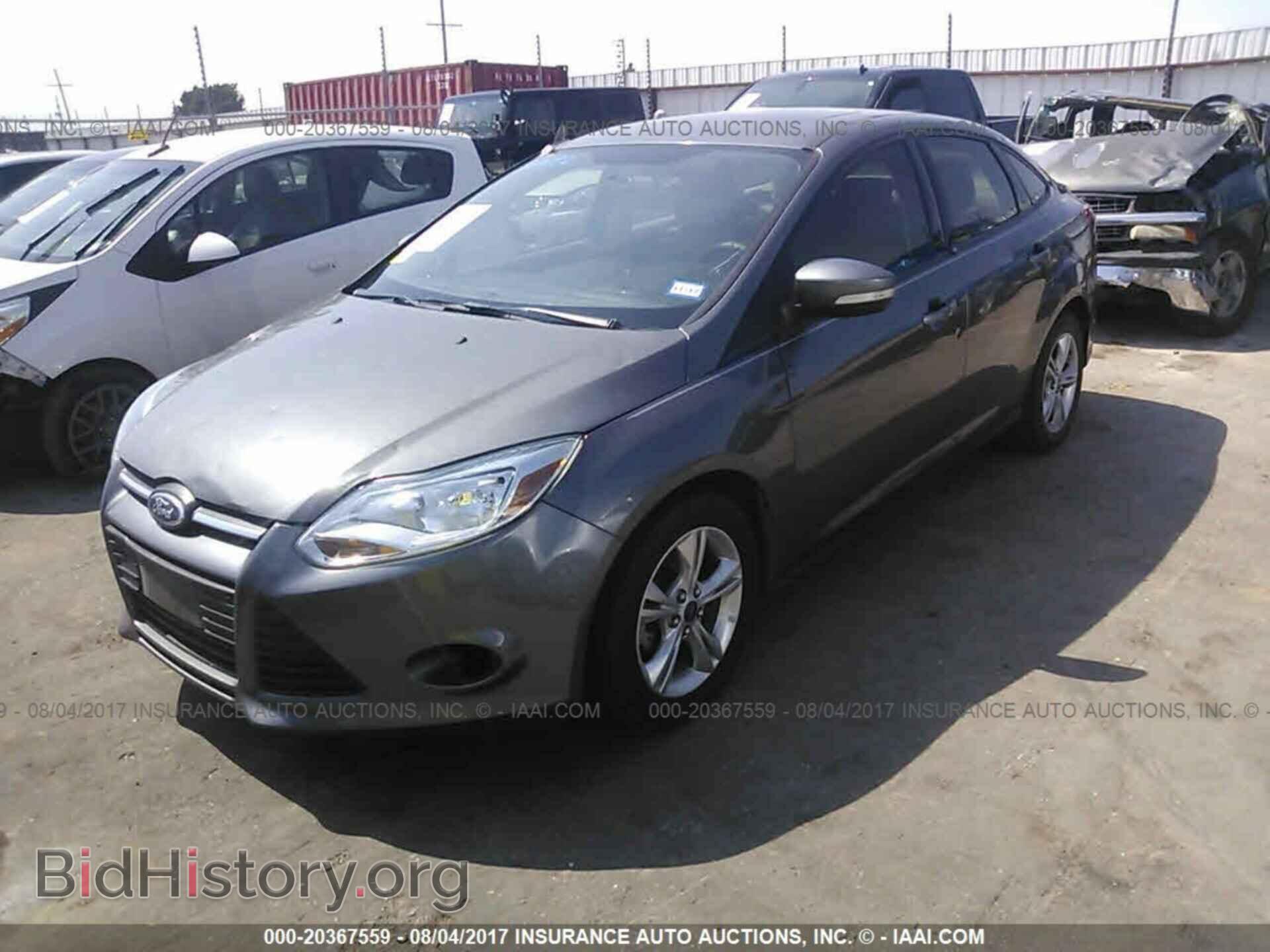 2013 Ford Focus - VIN: 1FADP3F24DL243845 - Фото 2