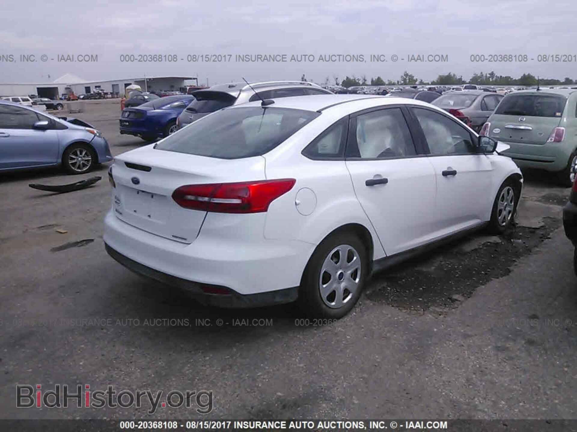 2016 Ford Focus - VIN: 1FADP3E27GL391297 - Фото 4
