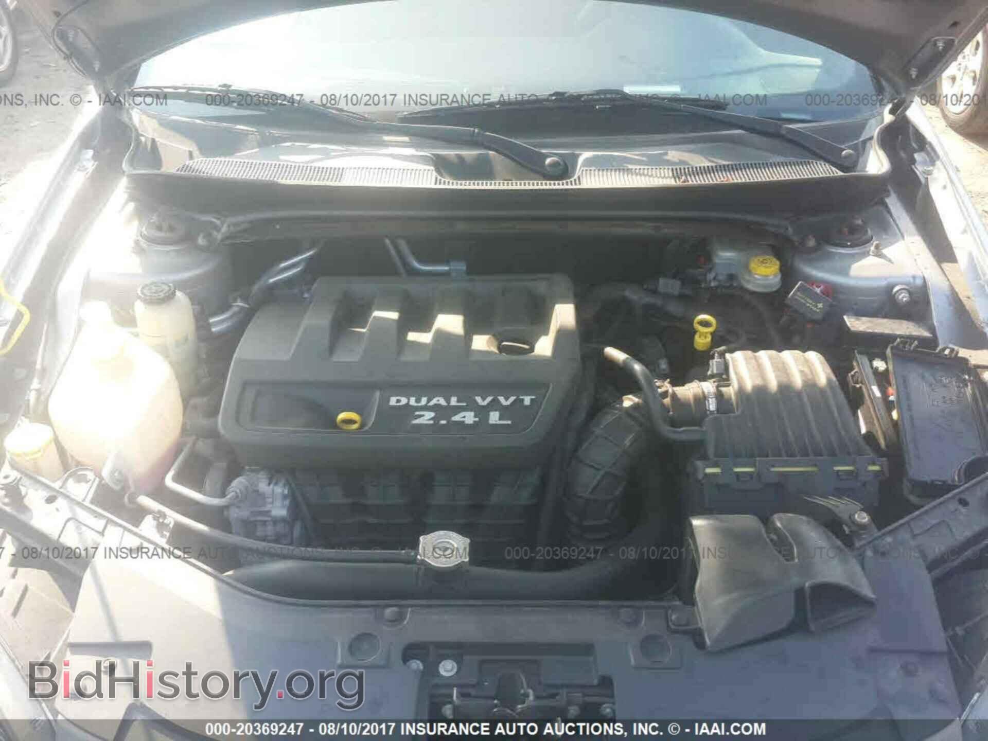 2014 Chrysler 200 - VIN: 1C3CCBBB4EN178751 - Photo 10
