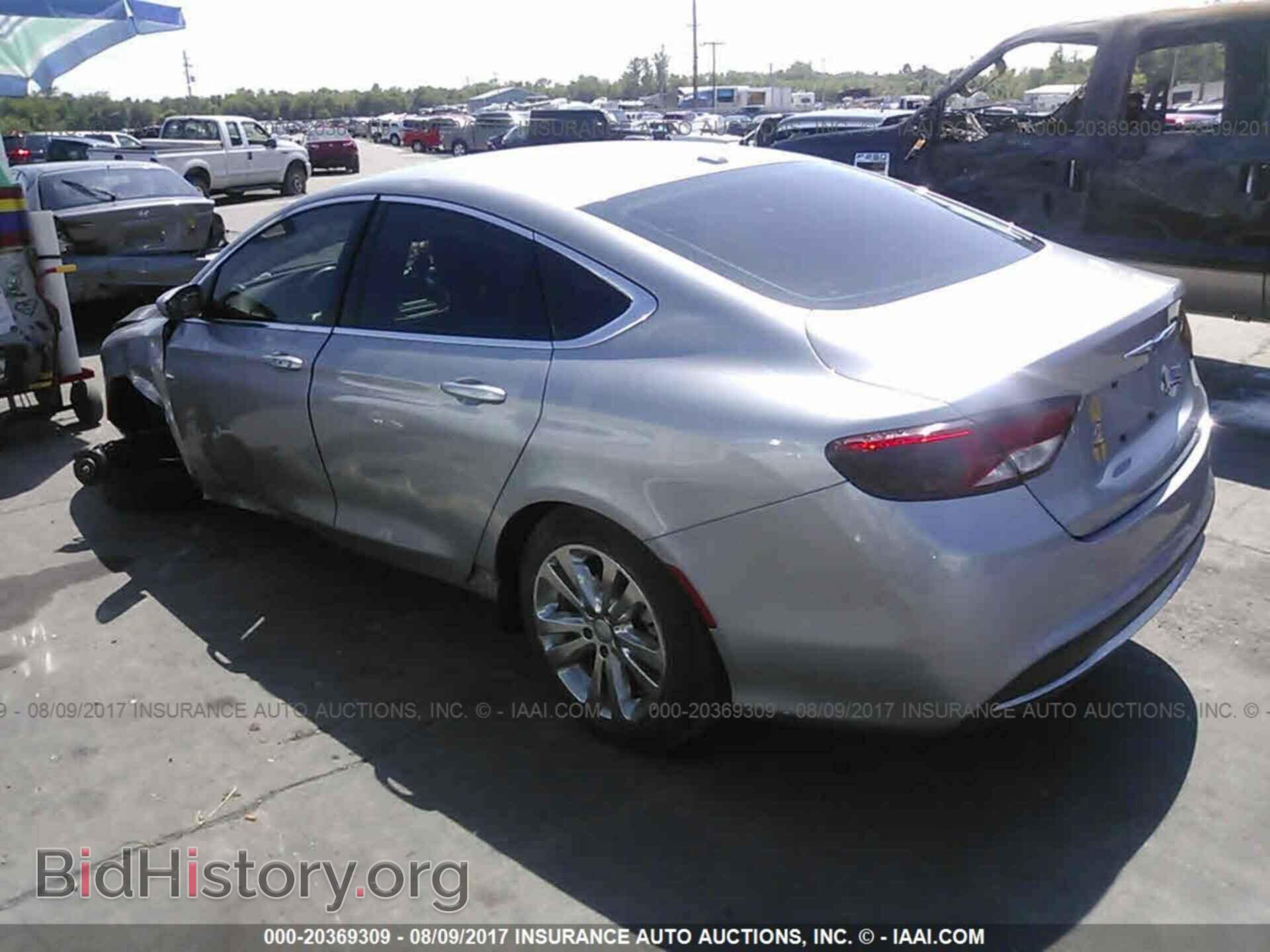 2015 Chrysler 200 - VIN: 1C3CCCABXFN539652 - Photo 3