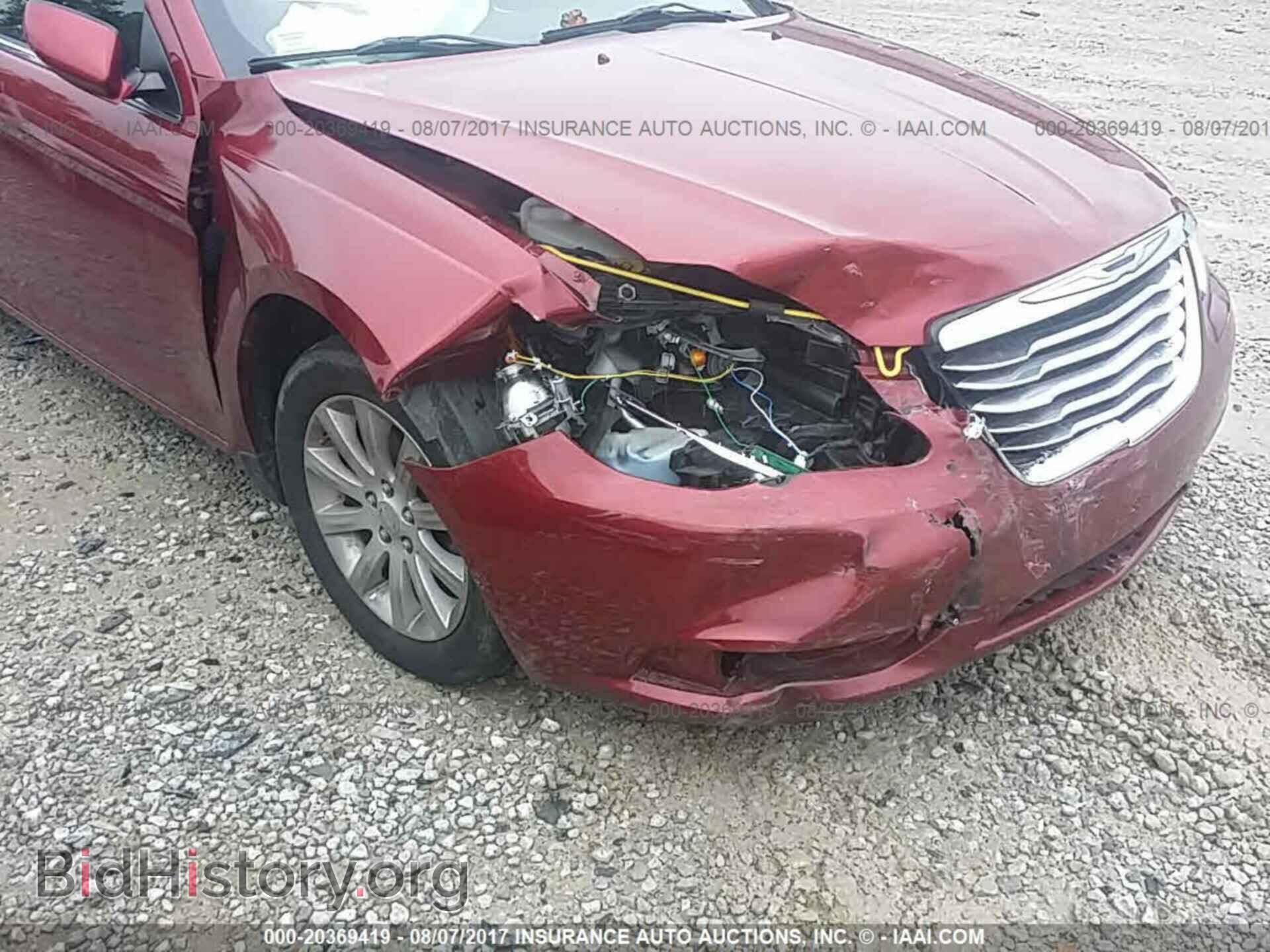 2013 Chrysler 200 - VIN: 1C3CCBBB4DN765093 - Фото 6