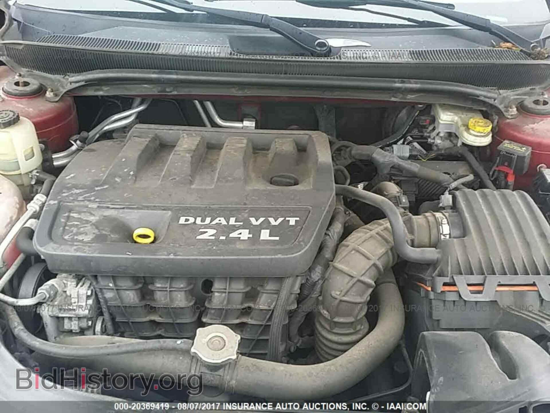 2013 Chrysler 200 - VIN: 1C3CCBBB4DN765093 - Фото 10